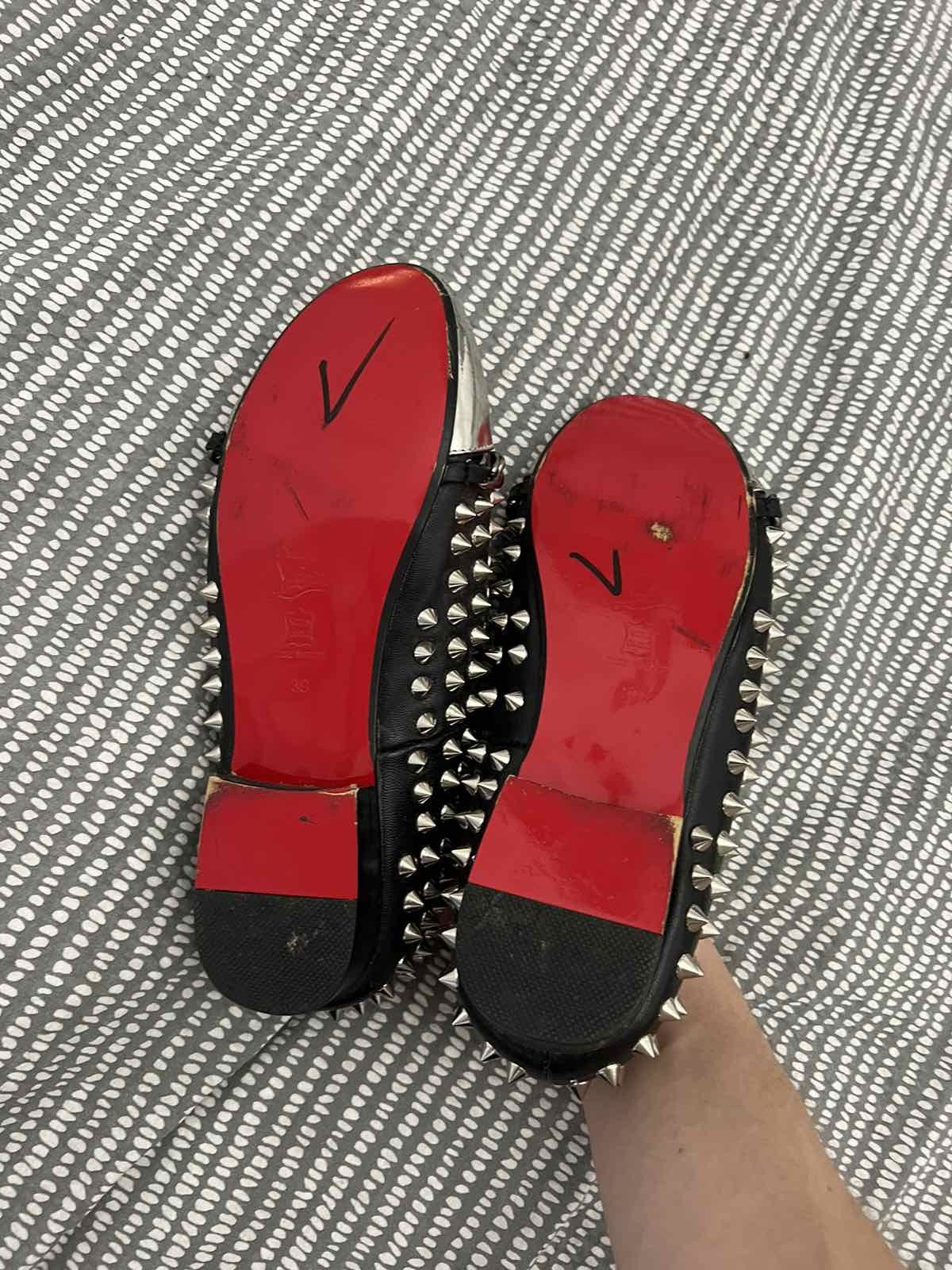Christian Louboutin Christian Louboutin Black Spike Leather Slippers Sz 39 Size US 9 / IT 39 - 4 Thumbnail