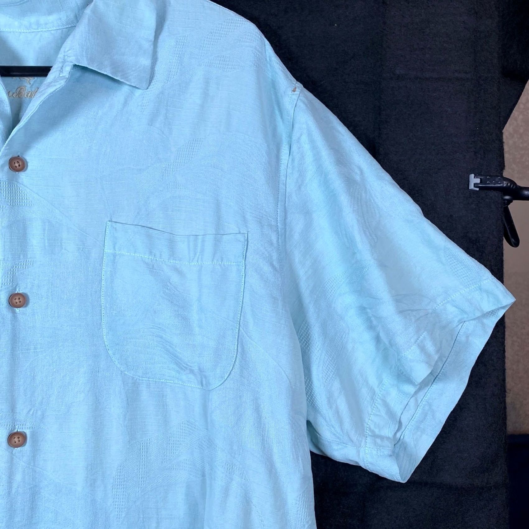 Tommy Bahama Tommy Bahama Mens Shirt Blue Hawaiian Camp 100% Silk Button-Up XL Casual Party Holiday Floral Camp Hawaiian Men Shirt XL BudApril Size US XL / EU 56 / 4 - 5 Thumbnail
