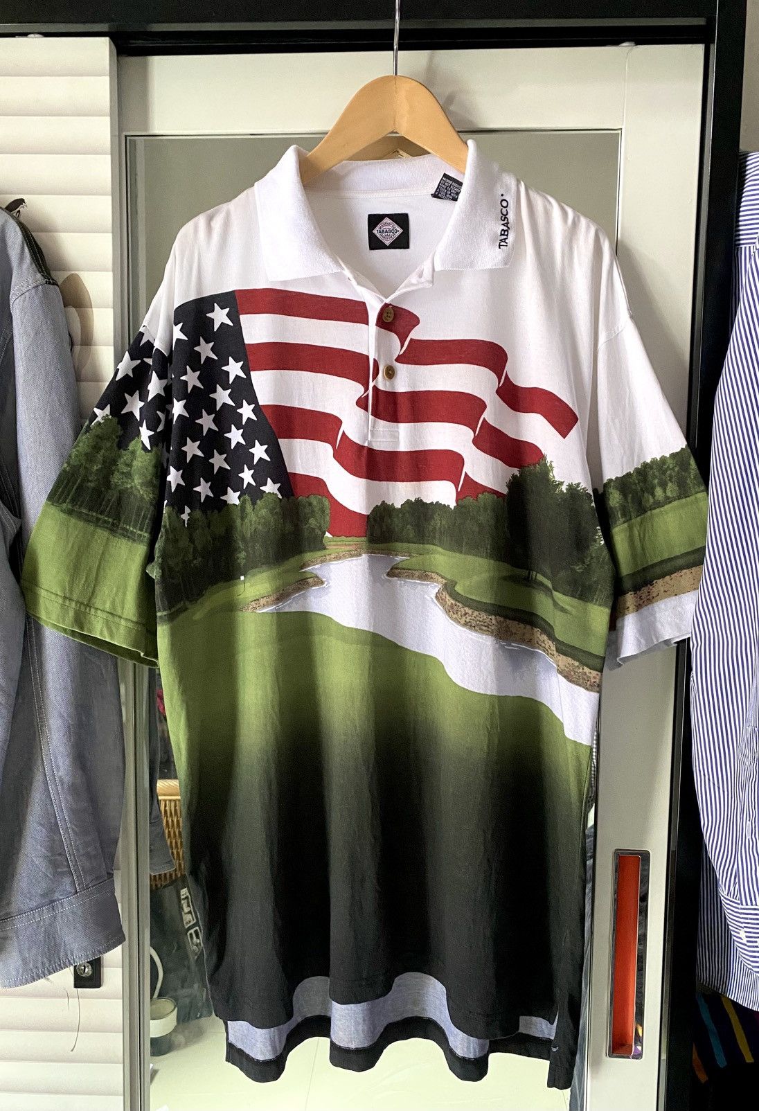 Tabasco VTG TABASCO POLO SHIRT AMERICAN FLAG, GOLF COURSE PANORAMIC Size US L / EU 52-54 / 3 - 1 Thumbnail