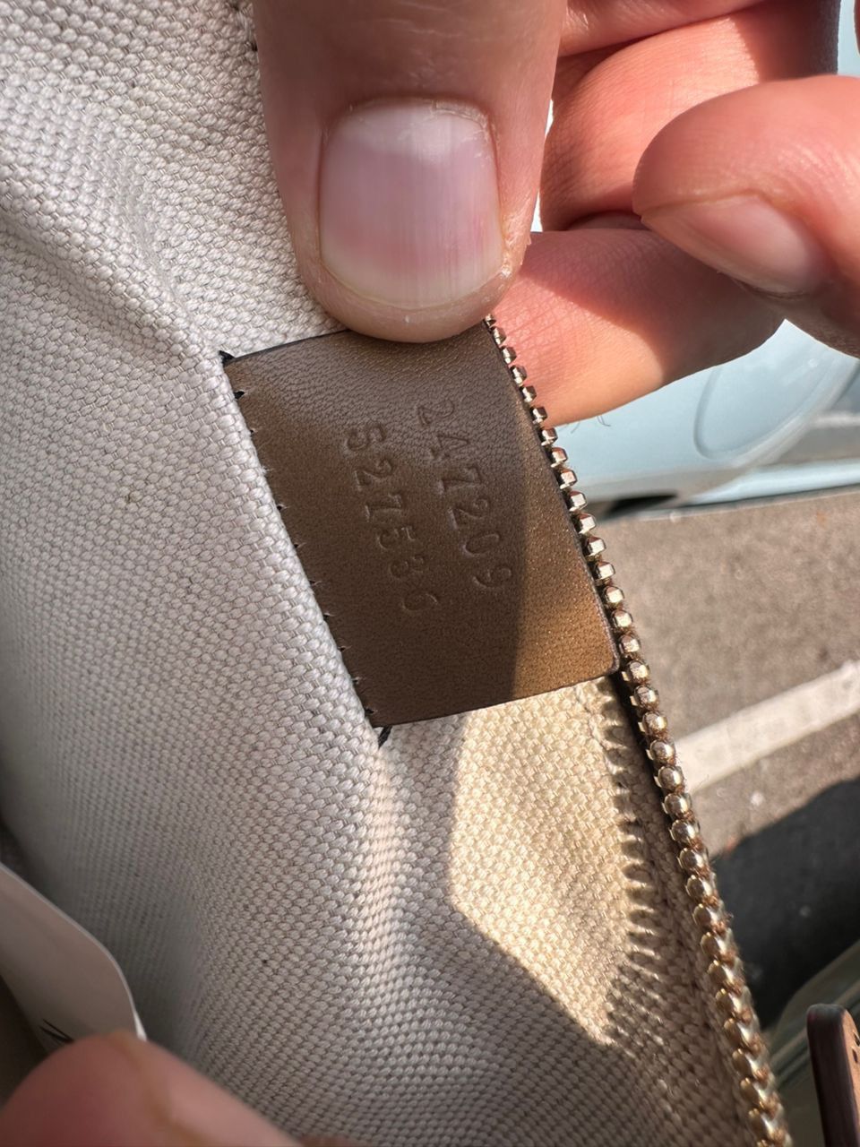 Gucci Authentic Gucci Pouch Size ONE SIZE - 4 Thumbnail