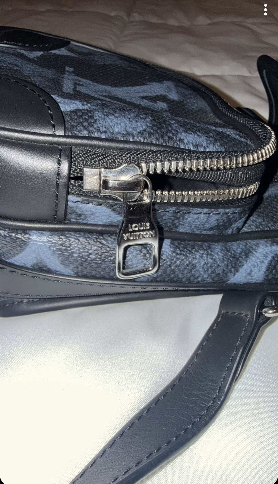 Louis Vuitton Louis Vuitton Amazon Nano Messenger Bag Size ONE SIZE - 5 Thumbnail
