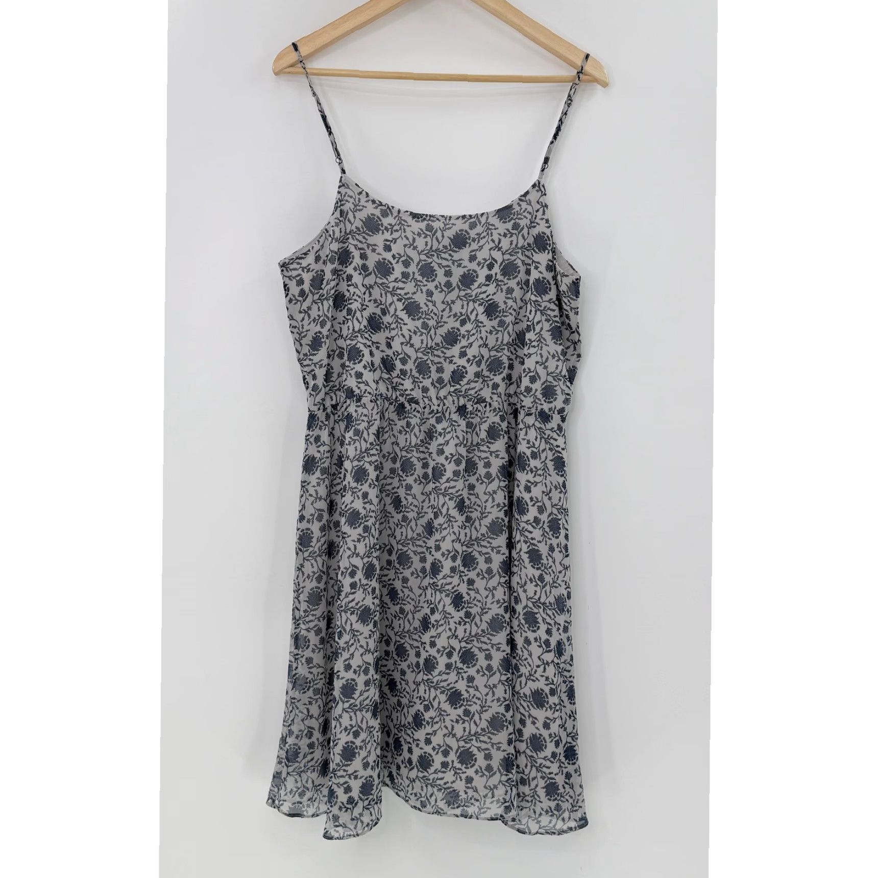 Ann Taylor Ann Taylor LOFT Floral Print Chiffon Cami Dress Sz L Lightweight Preppy Sleeveless Spring Summer Casual Womens Blue Floral Pattern Short Dress Size L / US 10 / IT 46 - 2 Thumbnail
