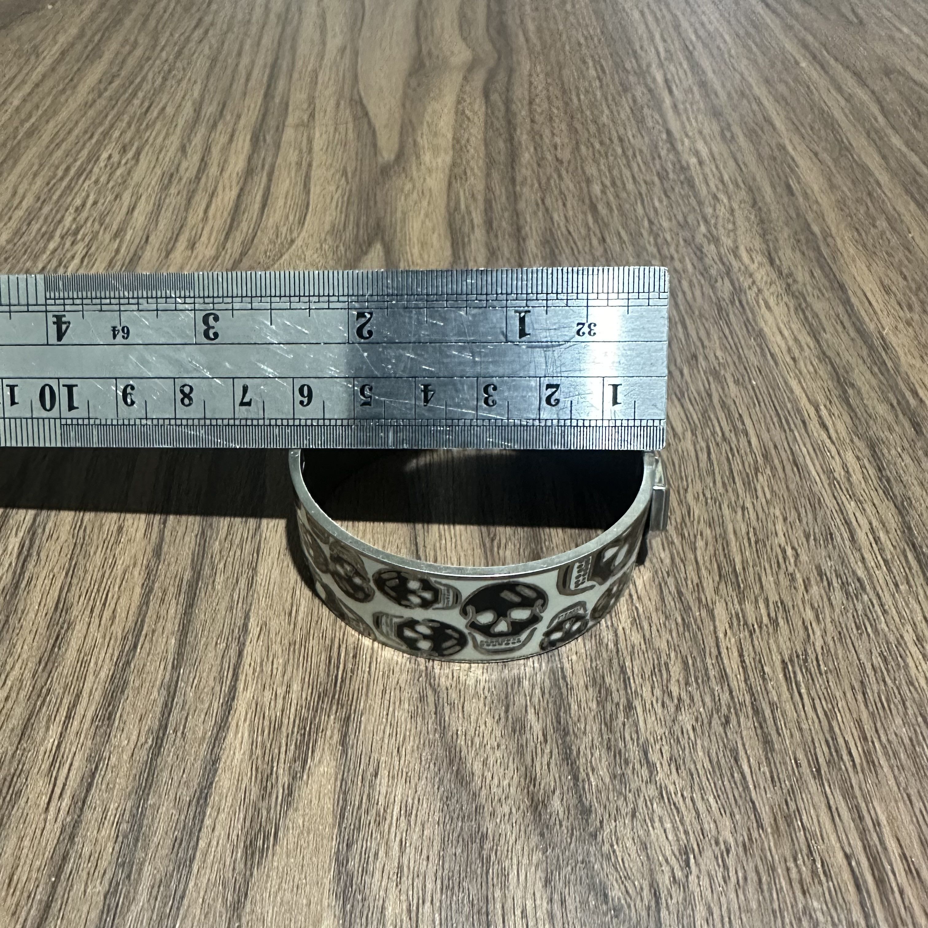 Alexander McQueen Alexander McQueen Enamel Skull Bracelet Size ONE SIZE - 6 Thumbnail
