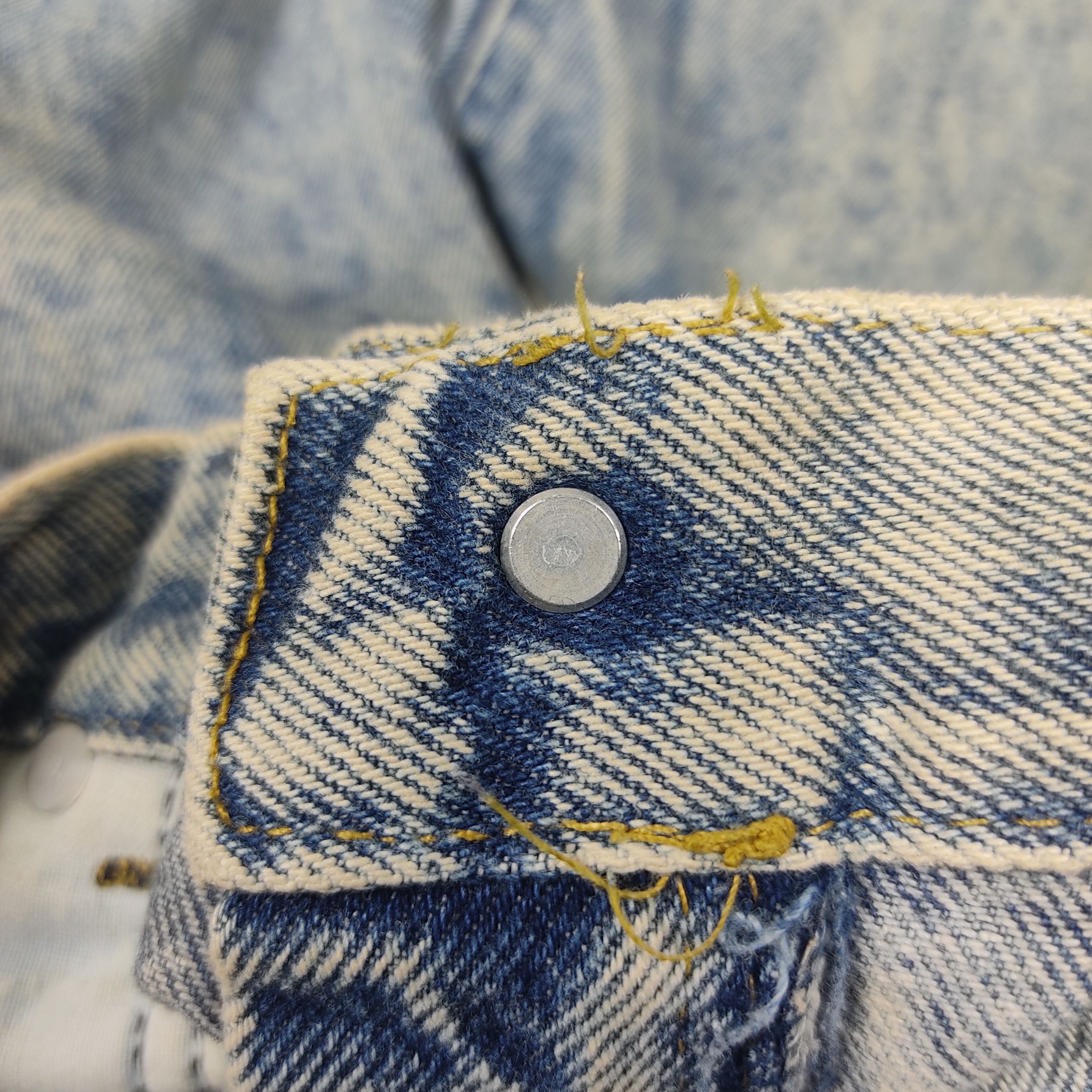 Lee × Vintage 90s Vintage Lee Stone Wash Jeans L507 Size US 35 - 14 Thumbnail