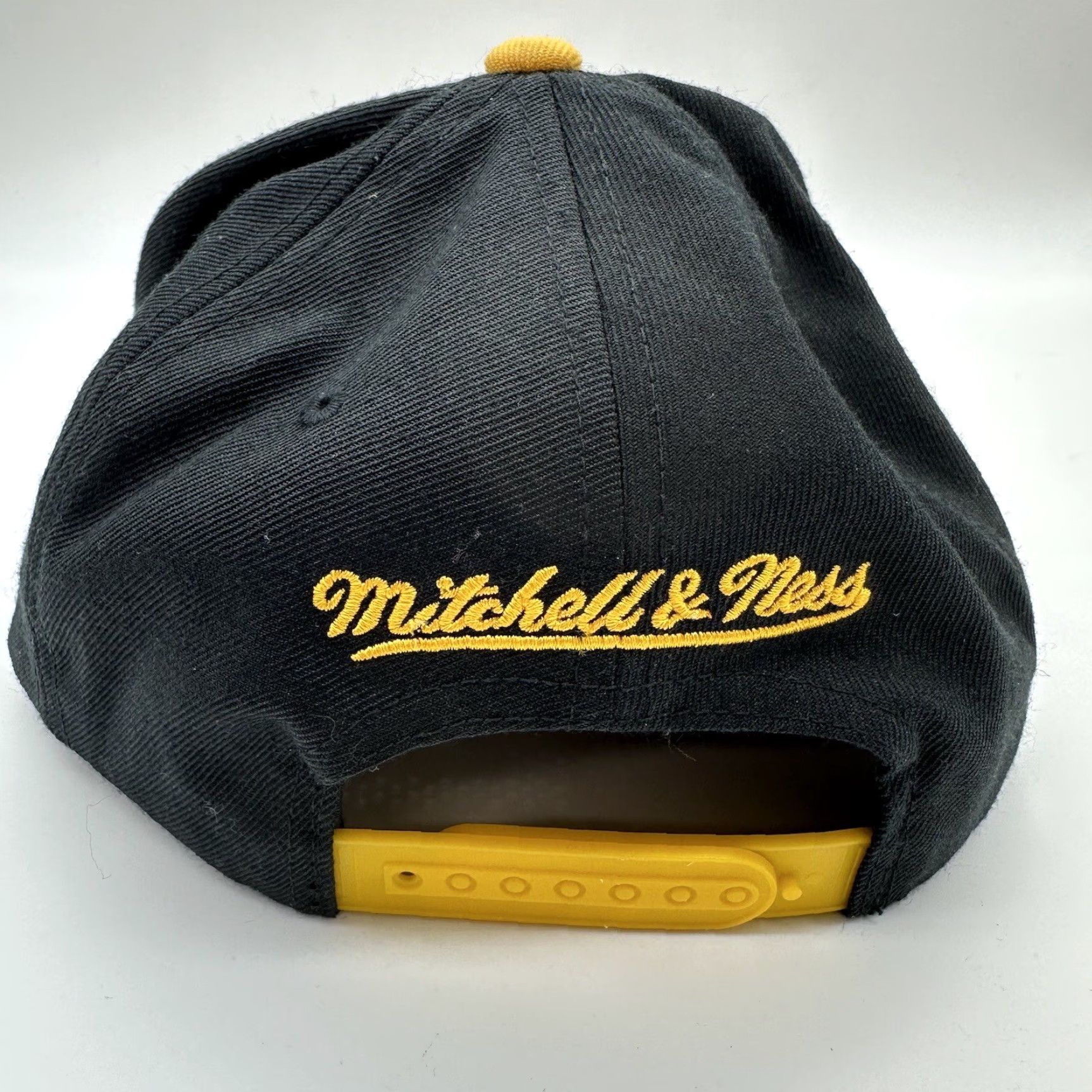 Mitchell & Ness Mitchell & Ness Black NBA Golden State Warriors Snapback Hat Cap Adult Unisex 90s Retro College Sports USA Tailored Fit Adjustable Size ONE SIZE - 6 Thumbnail