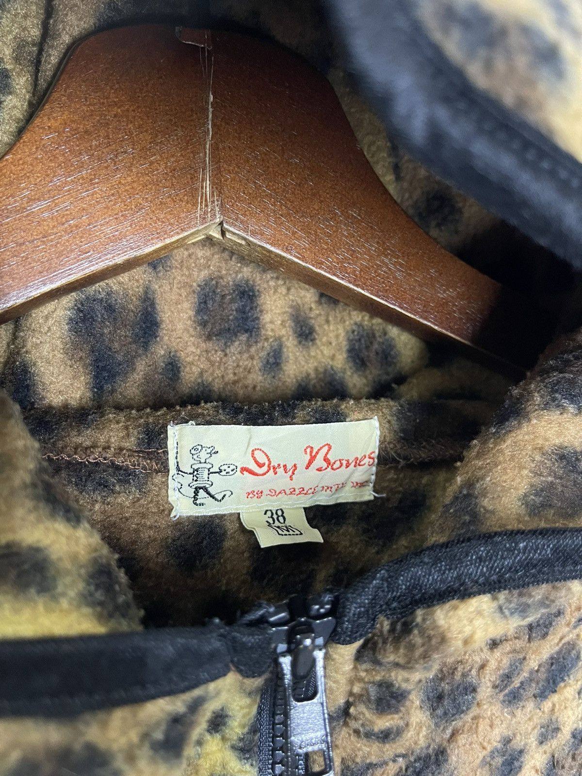Dry Bones RARE DRY BONES LEOPARD ALLOVER FLEECE HOODIE Size US M / EU 48-50 / 2 - 4 Thumbnail