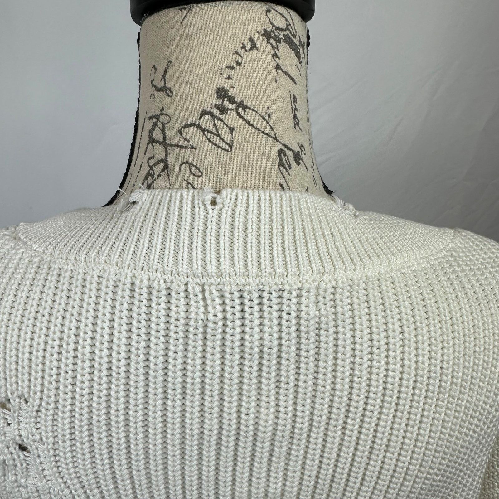 Other 525 America Distressed Shaker V-Neck Sweater in Chalk size M Size M / US 6-8 / IT 42-44 - 19 Thumbnail
