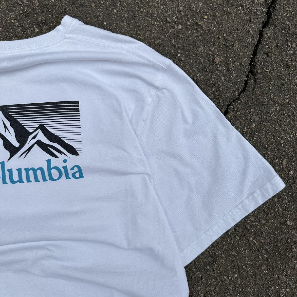 Columbia Vintage Columbia T-shirts Big Logo Outdoor Live Y2K USA Size US XL / EU 56 / 4 - 9 Thumbnail