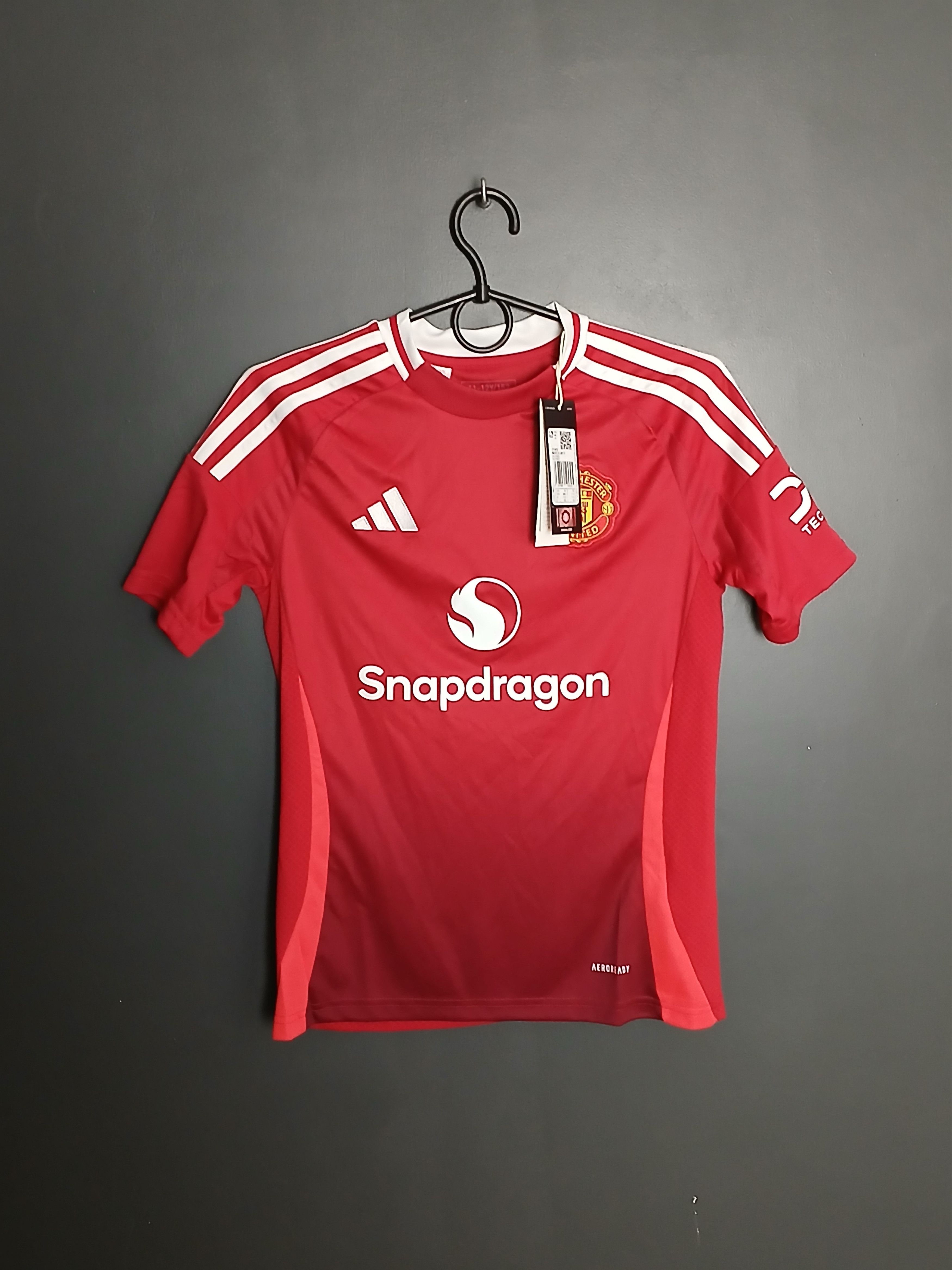 Adidas KIDS Manchester United 24/25 Home Football Jersey T-Shirt Size US S / EU 44-46 / 1 - 1 Thumbnail
