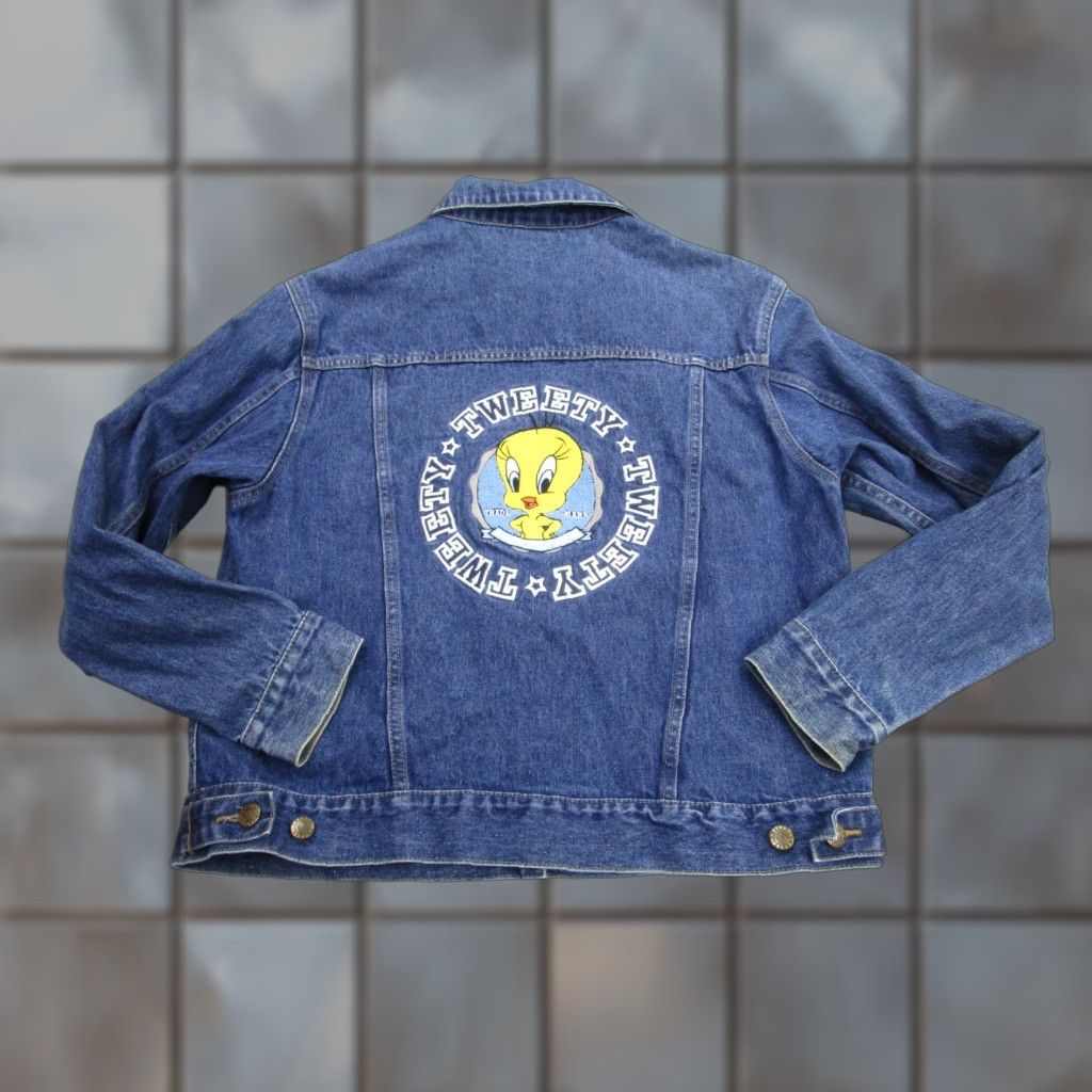 Vintage VINTAGE Warner Bros Jacket Shirt Womens M Blue Tweety Denim Bomber 90s 90s Theme Size 32" / US 10 / IT 46 - 1 Thumbnail