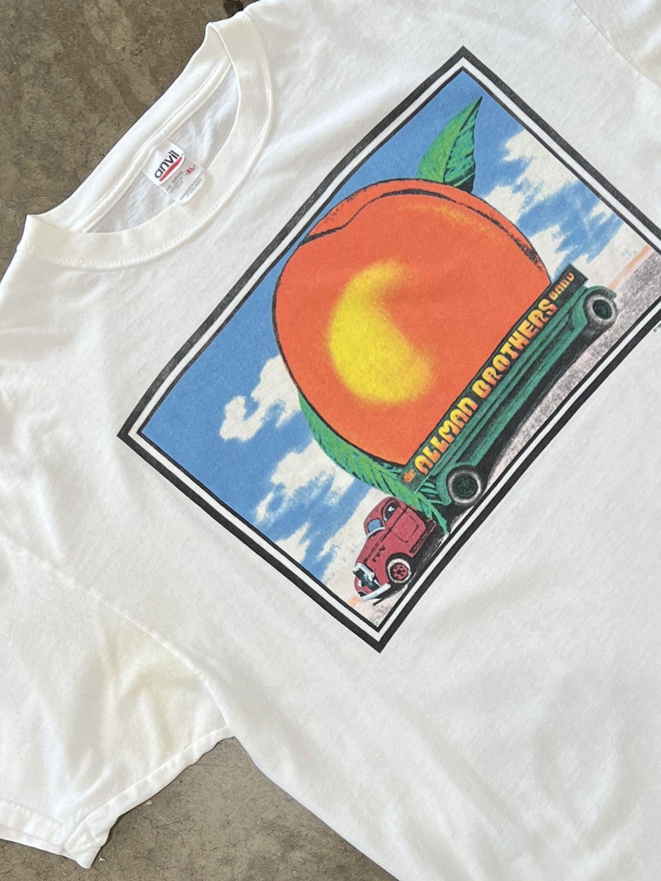 Band Tees Vintage 1995 Allman Brothers Peach for Peace Eat a Peach XL Size US XL / EU 56 / 4 - 1 Thumbnail