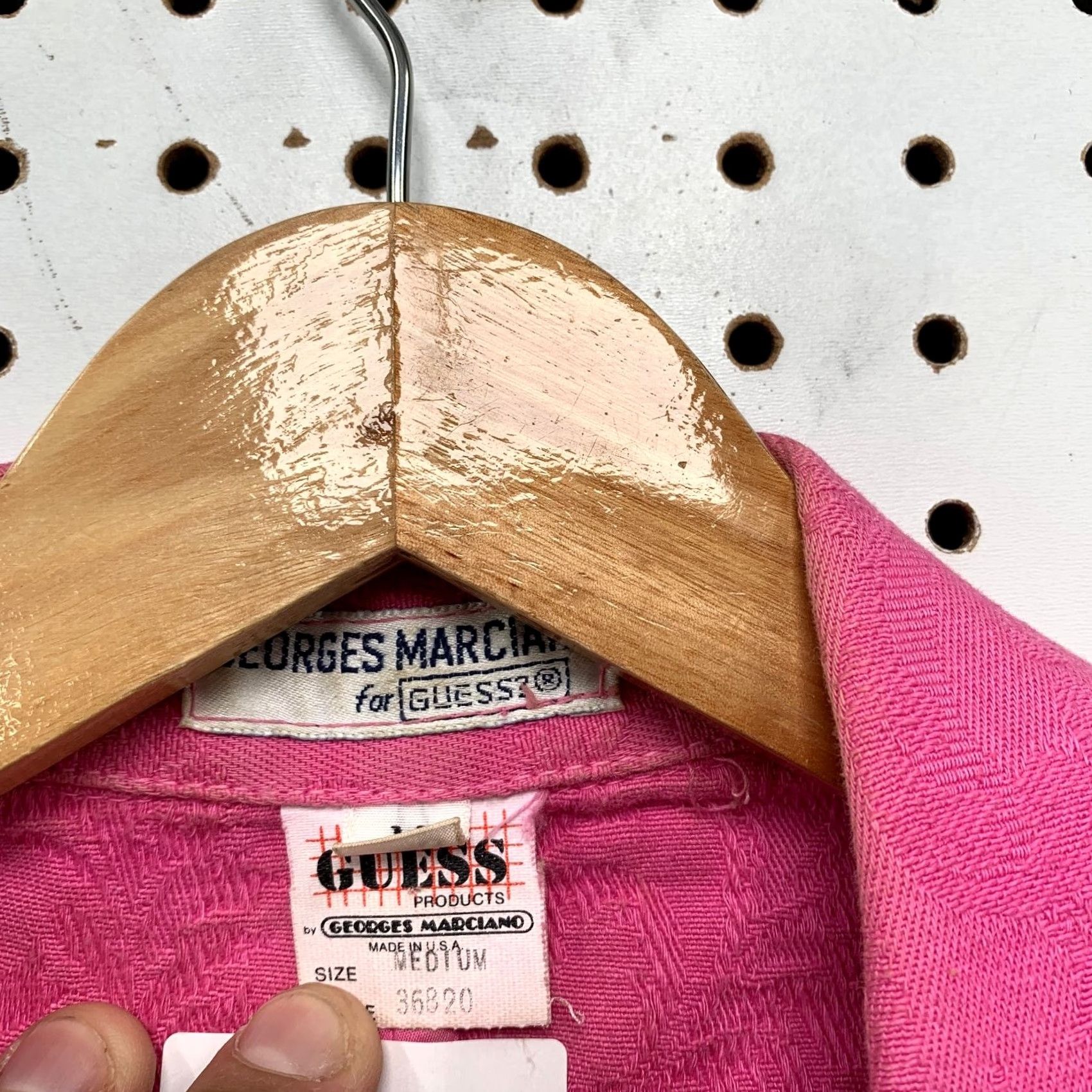 Guess VINTAGE Guess Blazer Womens M Pink Floral 90s Cotton Textured Glam 90s Mens Womens Size M / US 6-8 / IT 42-44 - 3 Thumbnail