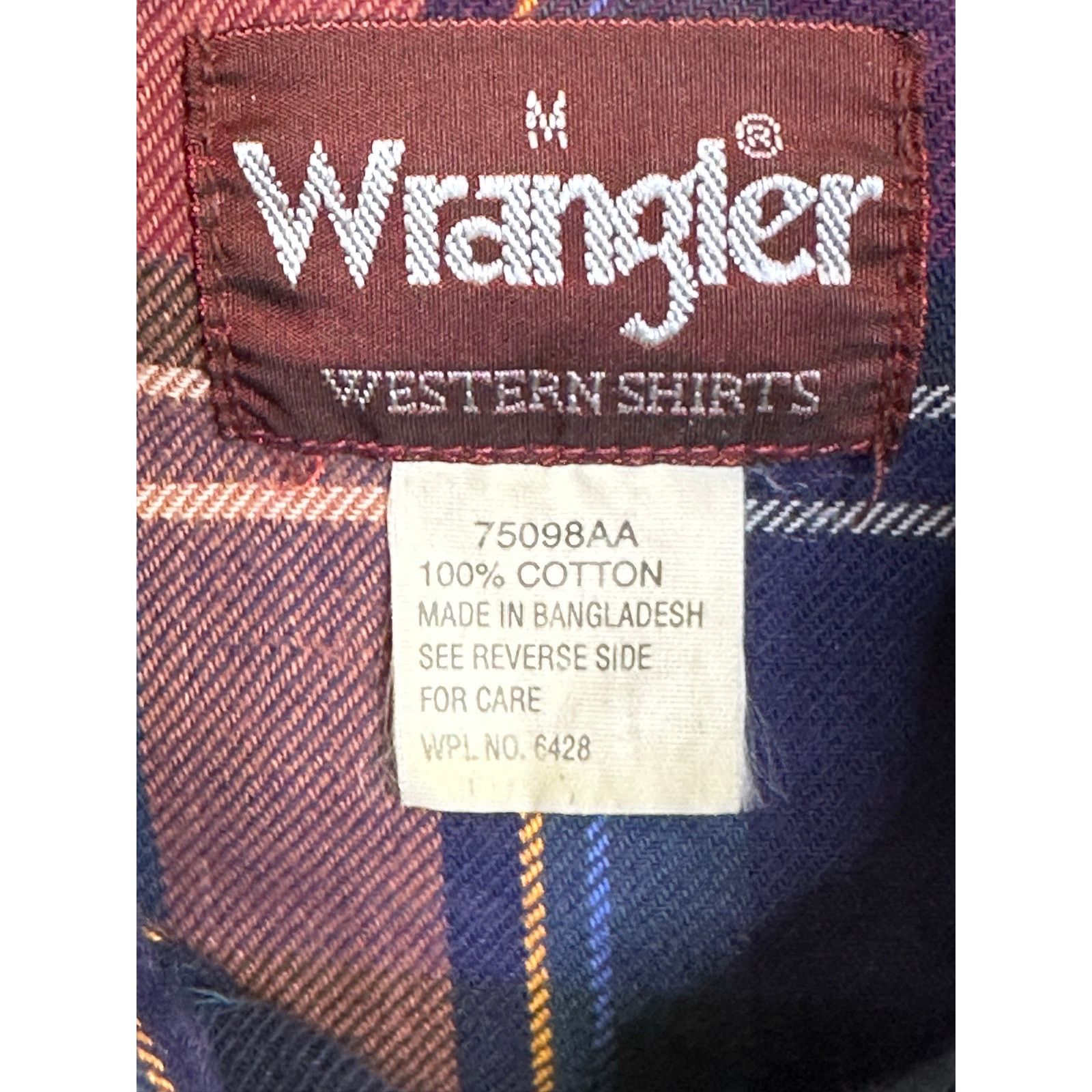 Wrangler Wrangler plaid long sleeves casual western shirt size M Size US M / EU 48-50 / 2 - 3 Thumbnail
