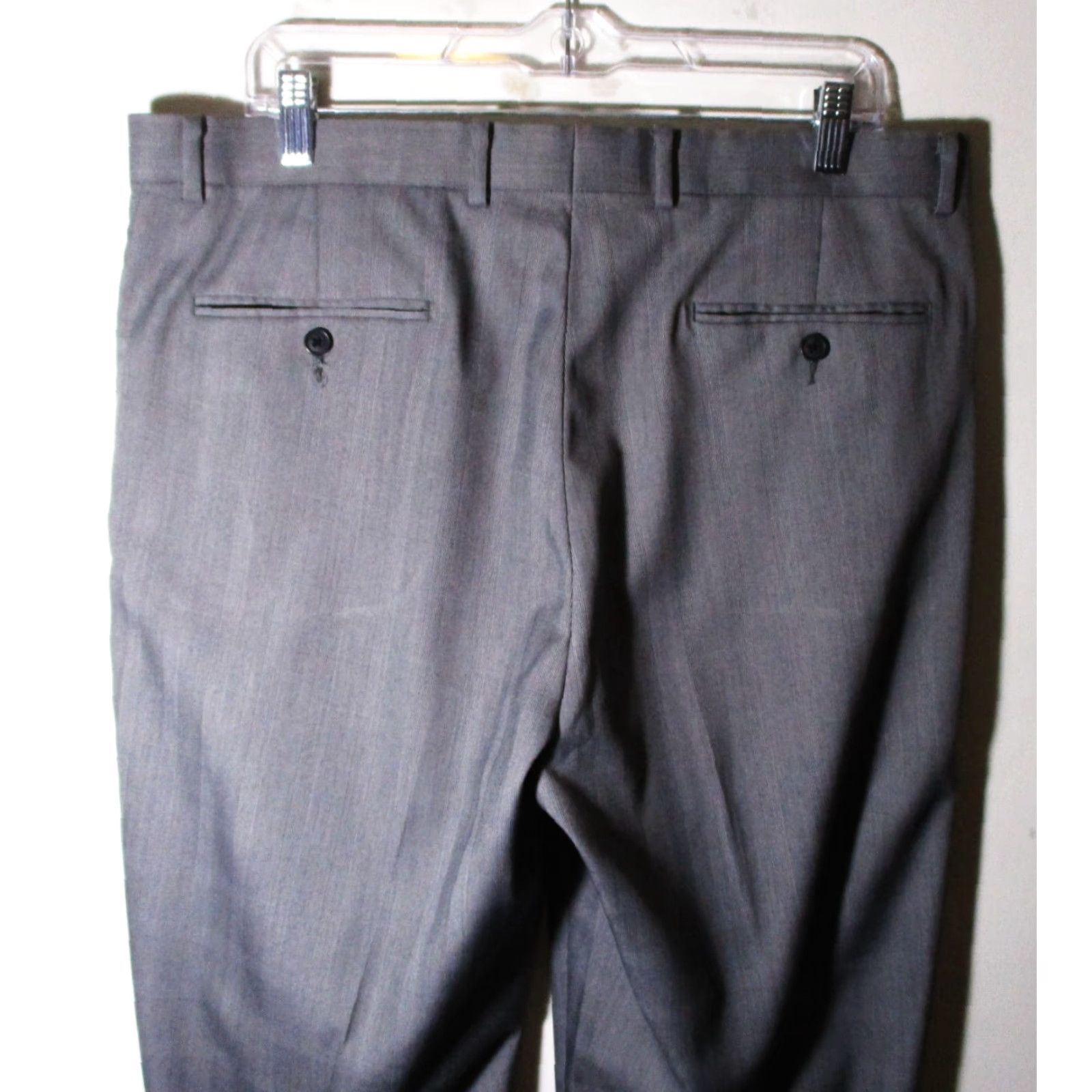 Cremieux DANIEL CREMIEUX Gray Pleated Dress Pants Mens 36W 32L Size Regular 5-Pocket Inseam 32 Belt Loops Gray Size US 36 / EU 52 - 4 Thumbnail