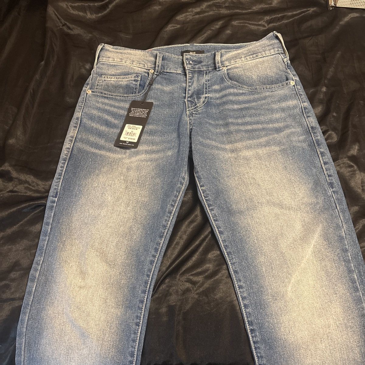 True Religion True Religion light wash denim jeans with a relaxed fit Size US 30 / EU 46 - 7 Thumbnail