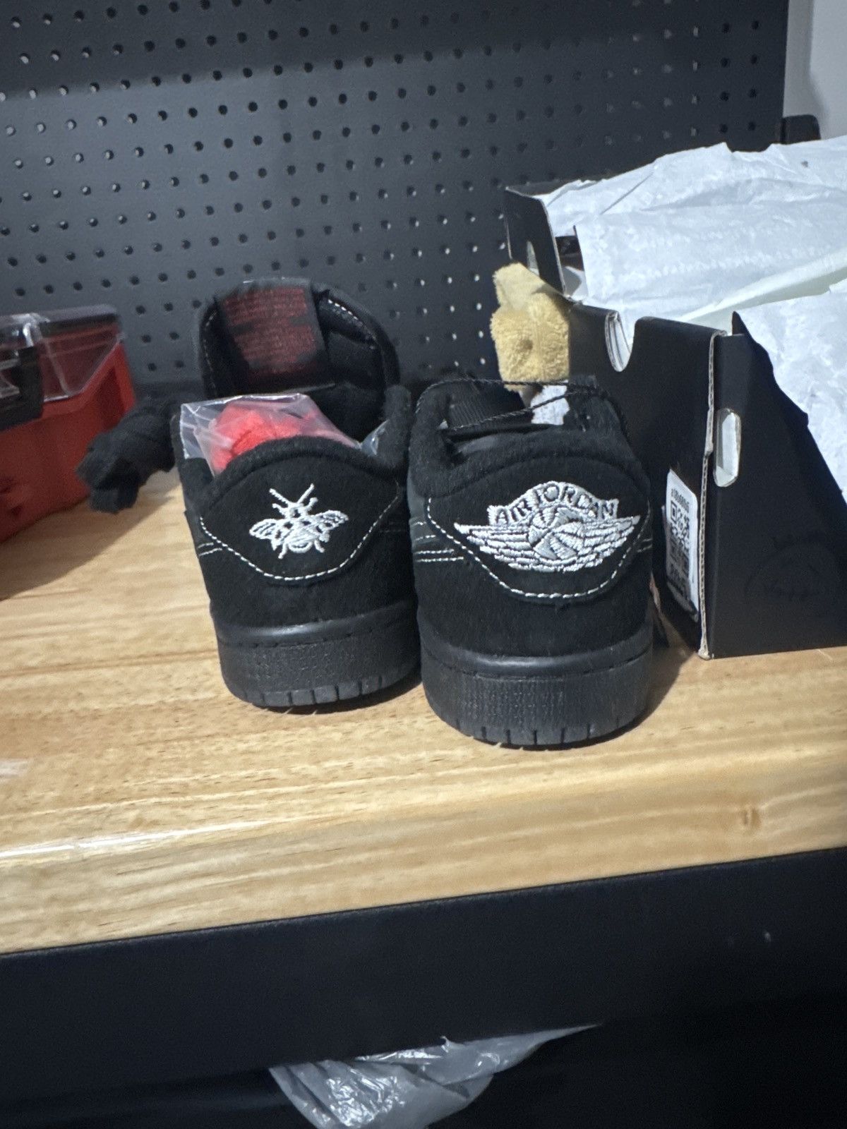 Jordan Brand × Travis Scott Black phantom travis scott Size US 5 / EU 37 - 6 Thumbnail