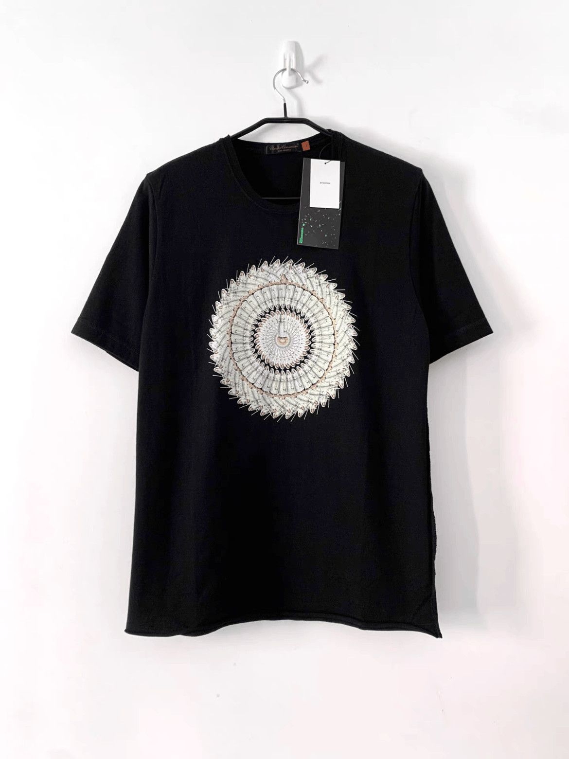 Sz 3 Undercover 05SS But Beautiful Holy Spin Tee