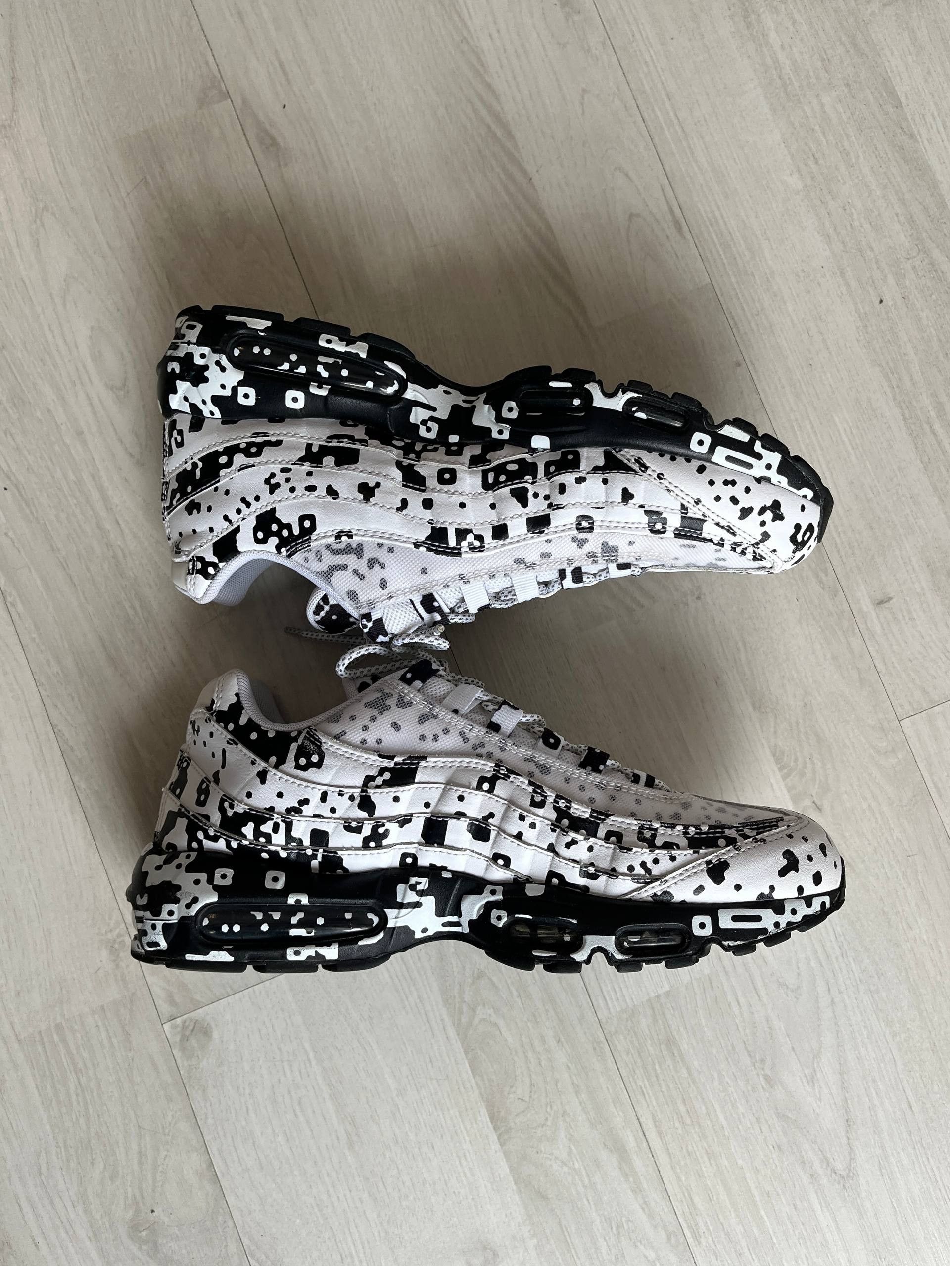 Cav Empt × Nike Nike Air Max 95 Cav empt Digi Camo Black White Size US 10.5 / EU 43-44 - 10 Thumbnail
