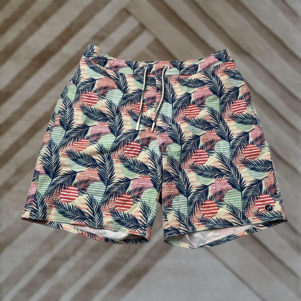 johnnie-O Johnnie-O Swim Trunks L Mens Multicolor Drawstring Board Shorts Feathers JOSE Tango Recreational Trunks Size US 33 - 1 Thumbnail