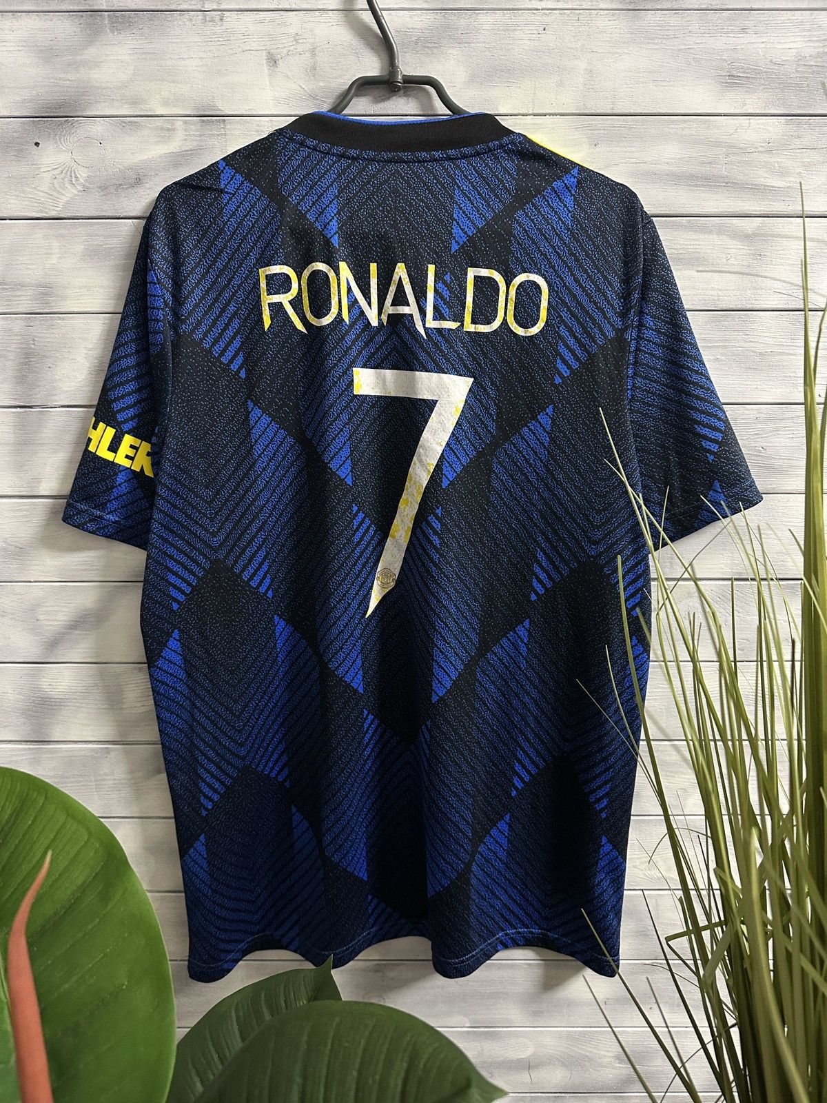 Adidas Soccer Jersey Christiano Ronaldo 7 Manchester United Adidas Size US XL / EU 56 / 4 - 11 Thumbnail