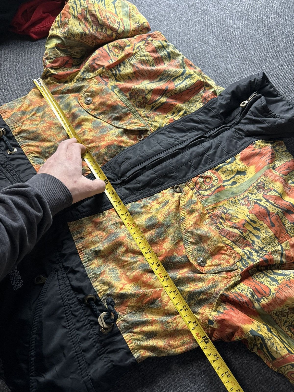 Ellesse Vintage Archive RETRO Ellesse Africa Art Work Ski Jacket 90s Size US L / EU 52-54 / 3 - 21 Thumbnail