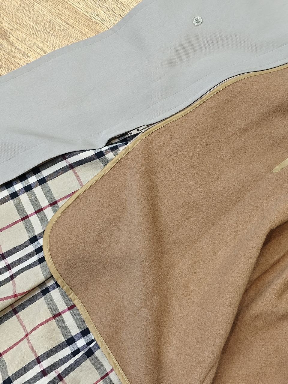 Burberry × Vintage Original Burberry Coat with Signature Lining Size US XL / EU 56 / 4 - 11 Thumbnail
