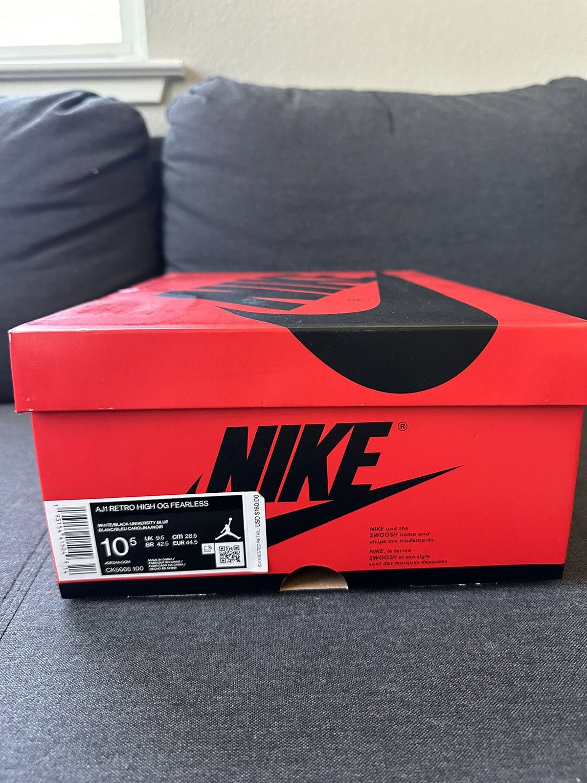 Jordan Brand × Nike Jordan 1 High OG Fearless Size US 10.5 / EU 43-44 - 8 Thumbnail