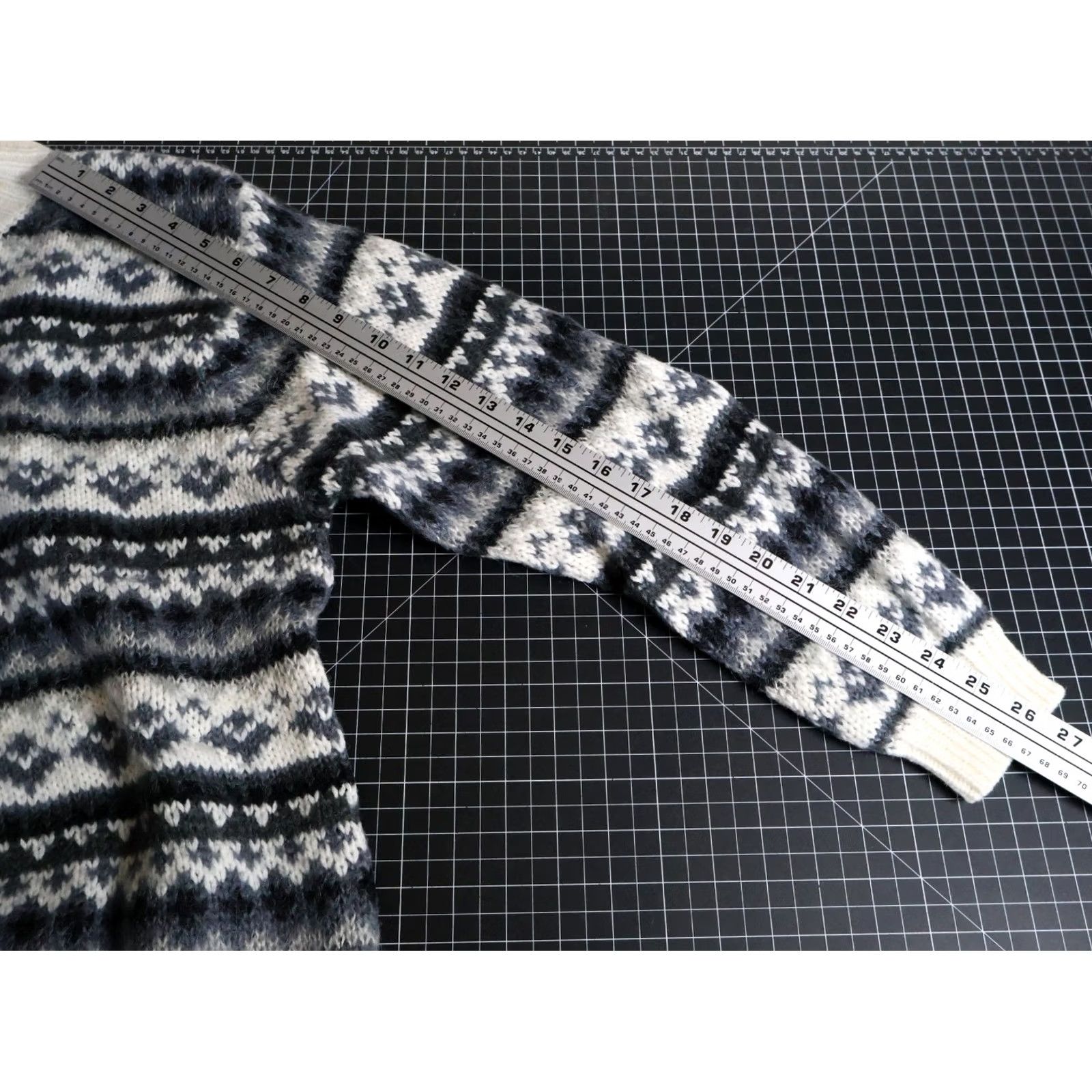 Vintage VINTAGE Le Moda Mohair Wool Blend Sweater Women's XL Ivory Fair Isle Chunky-Knit Pullover Crew Neck Long Sleeve Casual Retro 90s Womens Size XL / US 12-14 / IT 48-50 - 7 Thumbnail