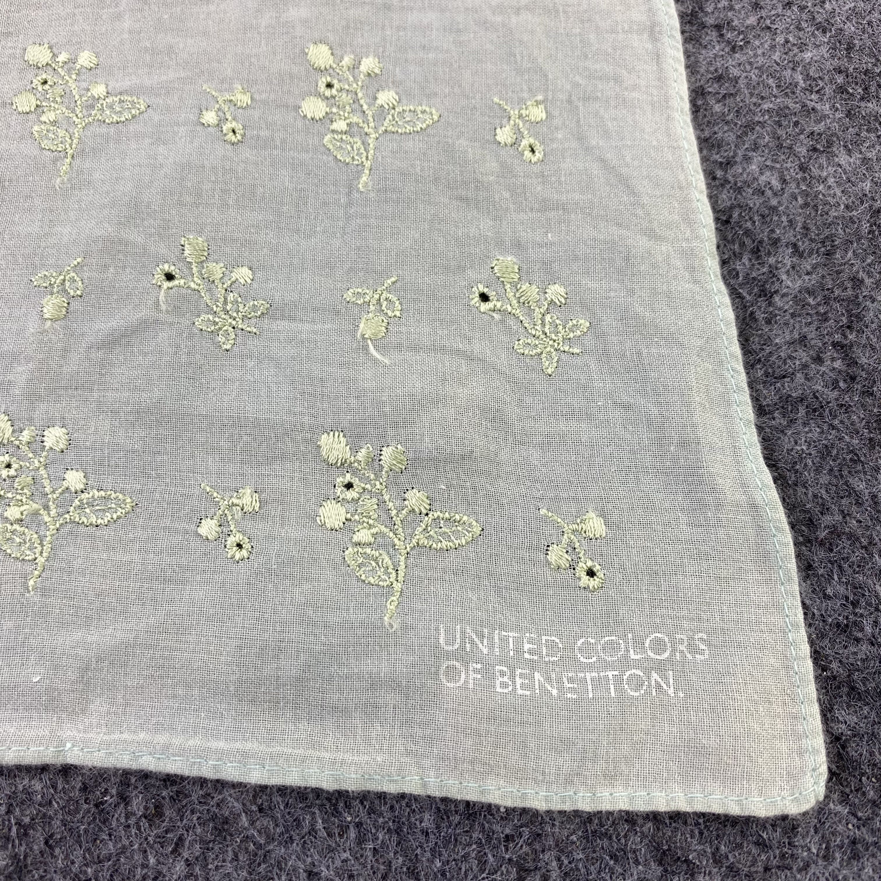 United Colors Of Benetton Benetton Neckerchief / Bandana / Handkerchief-B486 Size ONE SIZE - 5 Thumbnail