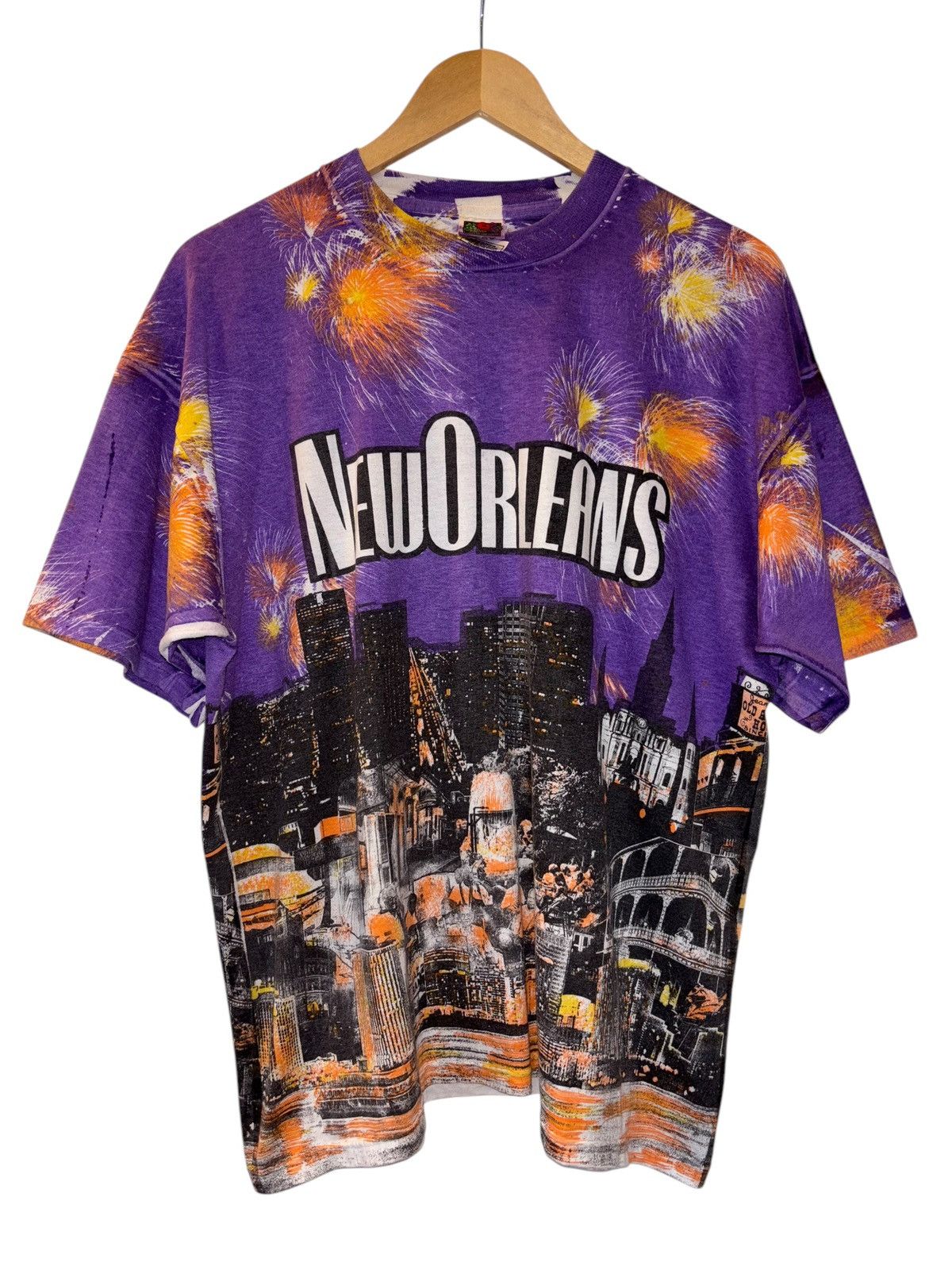 Fruit Of The Loom Vintage 90s New Orleans City AOP T-Shirt Size US XL / EU 56 / 4 - 1 Thumbnail
