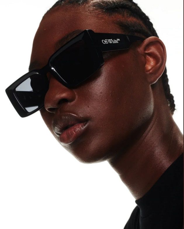 Off-White Off-White SAVANNAH Women Sunglasses OERI064 1007 AUTHENTIC Size ONE SIZE - 11 Thumbnail