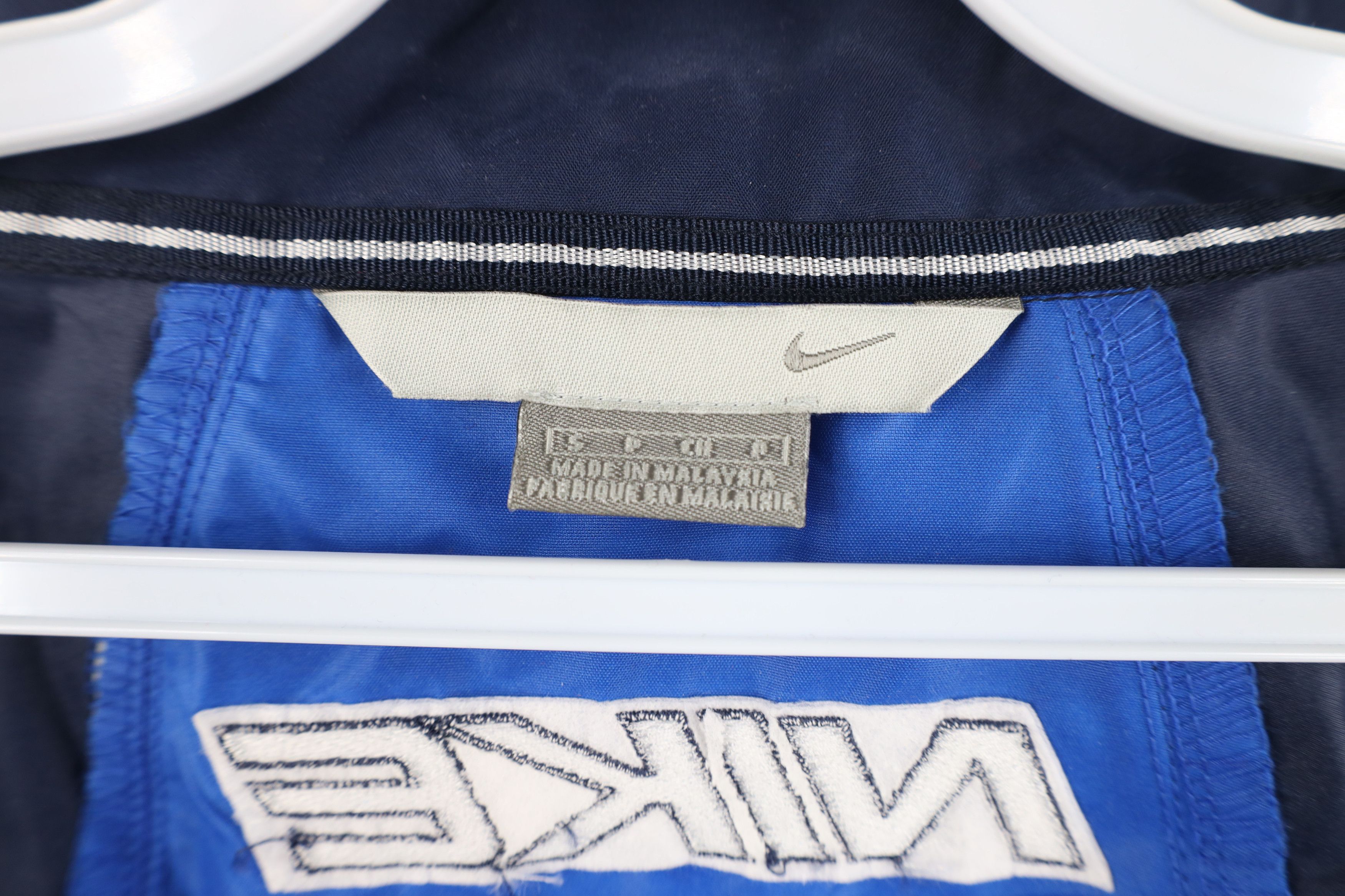 Nike Vintage Y2K Nike Scott Mini Swoosh Soccer Windbreaker Jacket Size US S / EU 44-46 / 1 - 10 Thumbnail