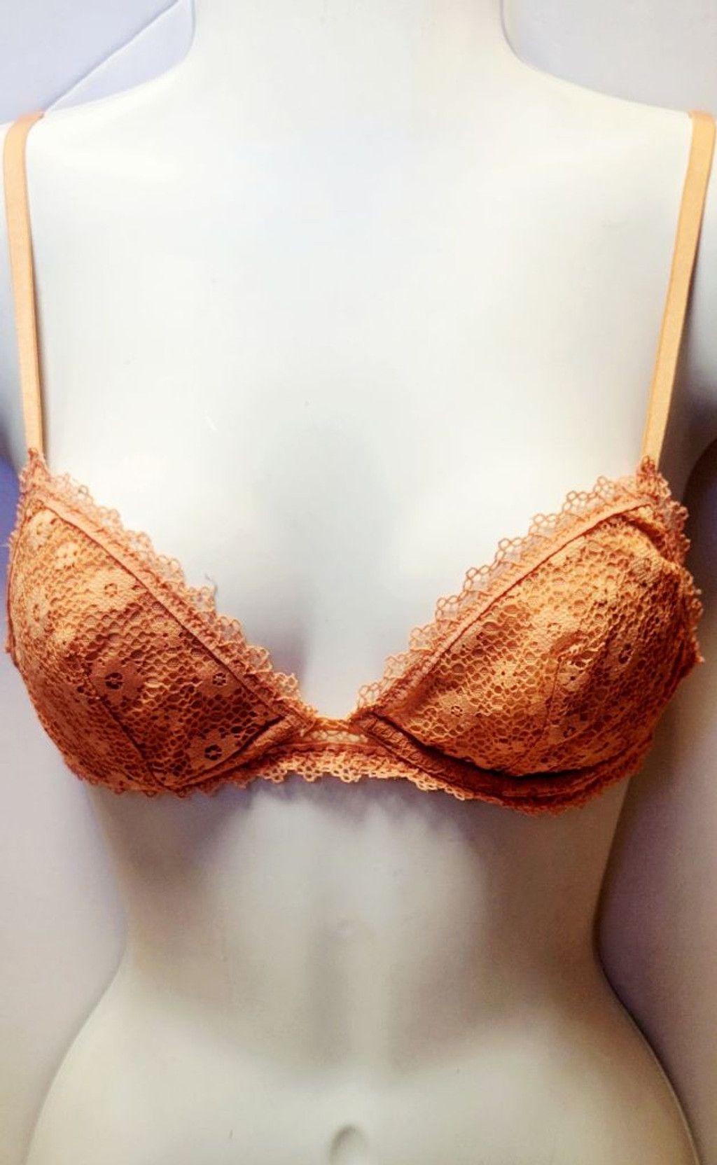 Victoria's Secret Victoria's Secret unlined lace underwired bralette size XS Size ONE SIZE - 1 Thumbnail