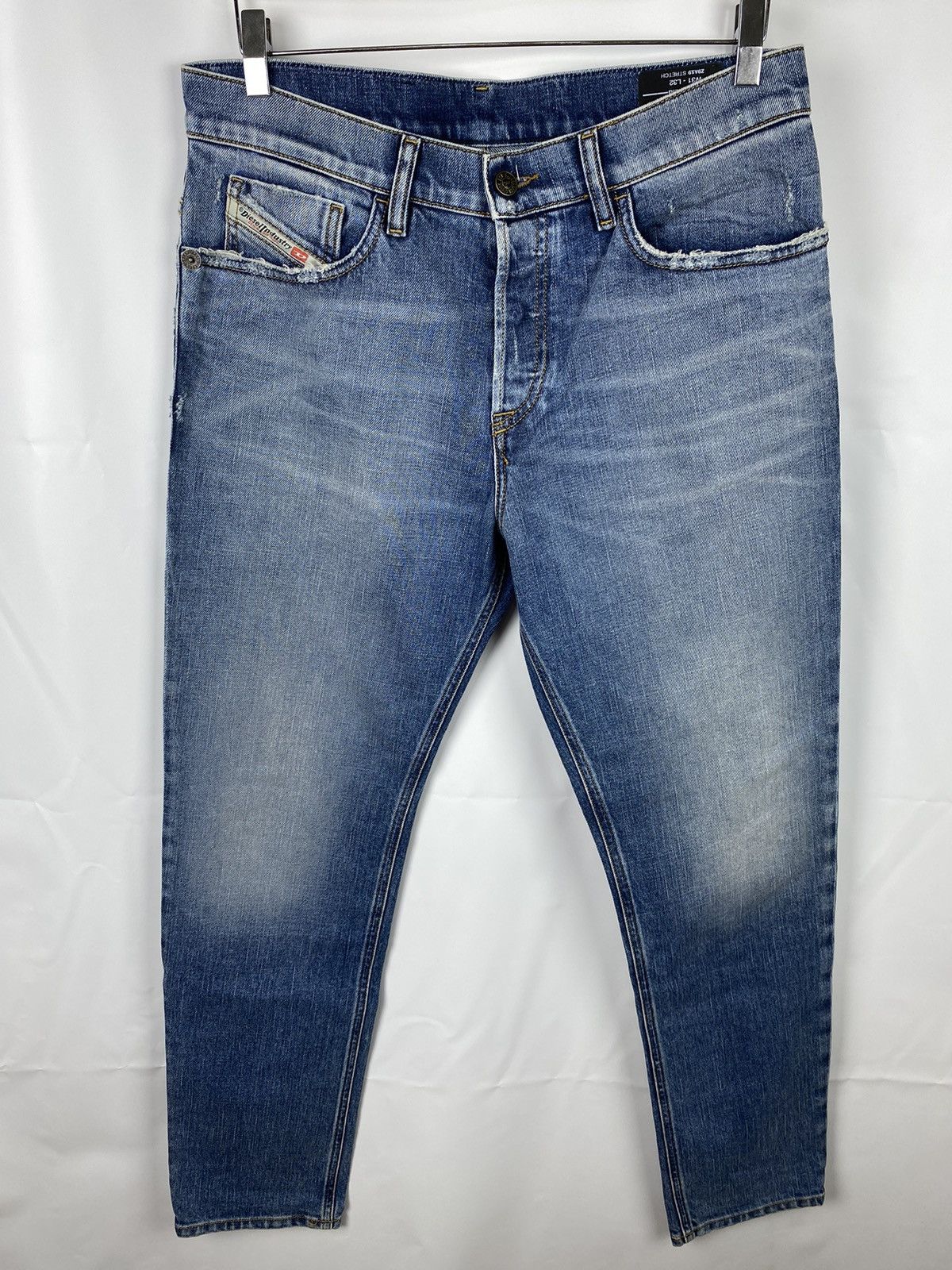 Diesel Diesel Di-Fining Tapered Stretch Jeans size W31 L32 Size US 31 - 1 Thumbnail