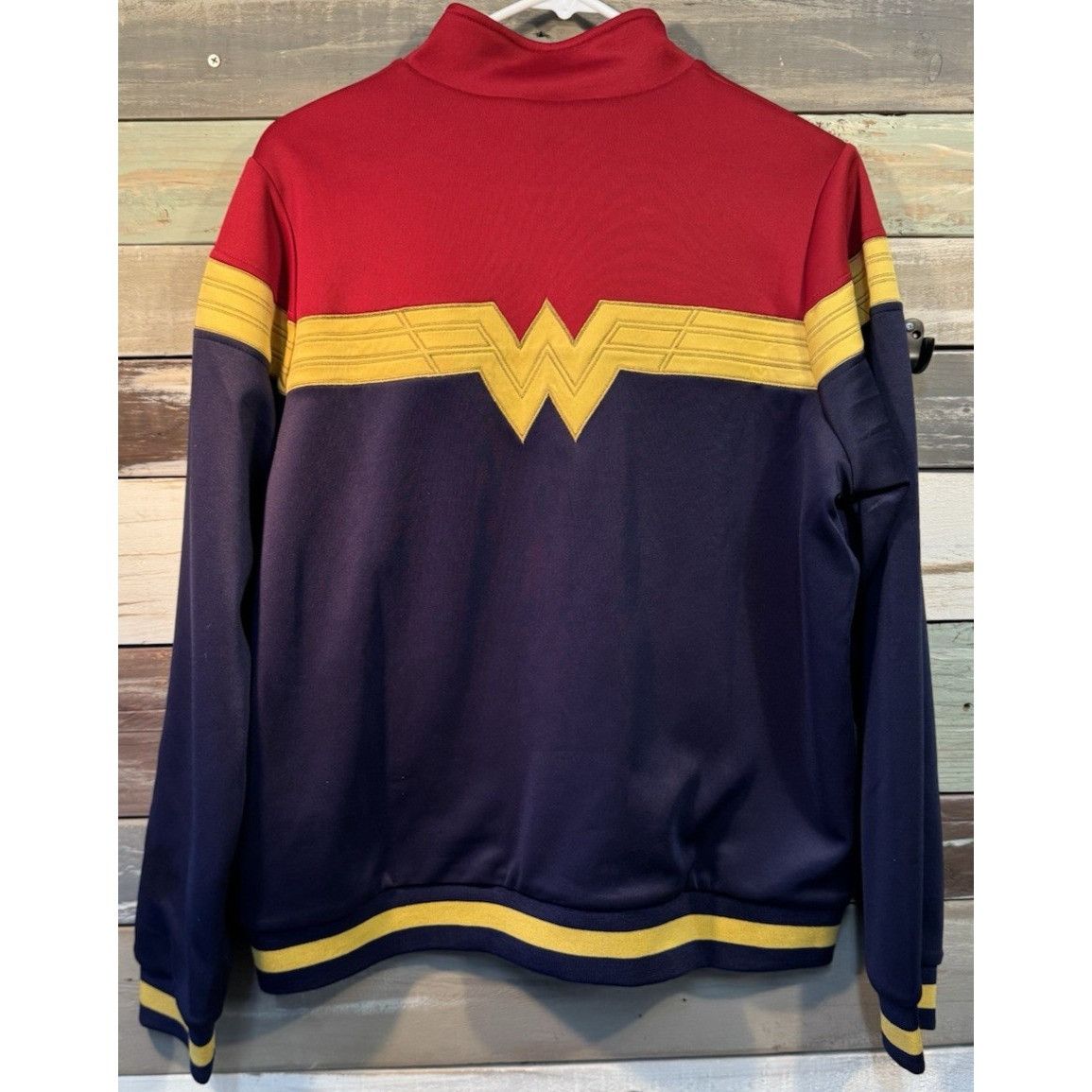 DC Comics Her Universe DC Wonder Woman WW84 Women’s Full Zip Track Ja Size XL / US 12-14 / IT 48-50 - 6 Thumbnail