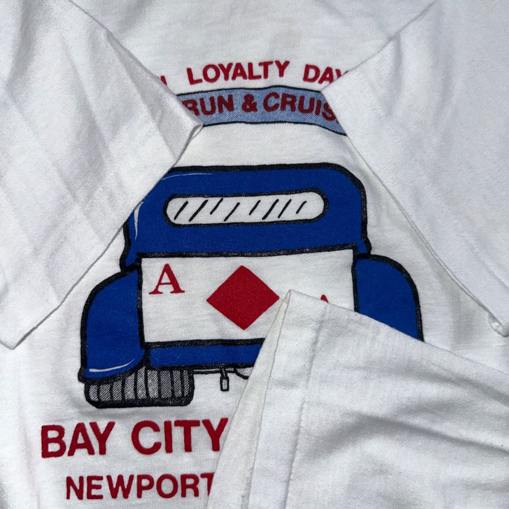 Vintage VINTAGE T-Shirt Men White 80s 70s 90s Poker Run Newport Oregon VTG Cars Ace Diamond Gamble Cars Cool Graphic Print Crew Neck Short Sleeve L Size US L / EU 52-54 / 3 - 4 Thumbnail