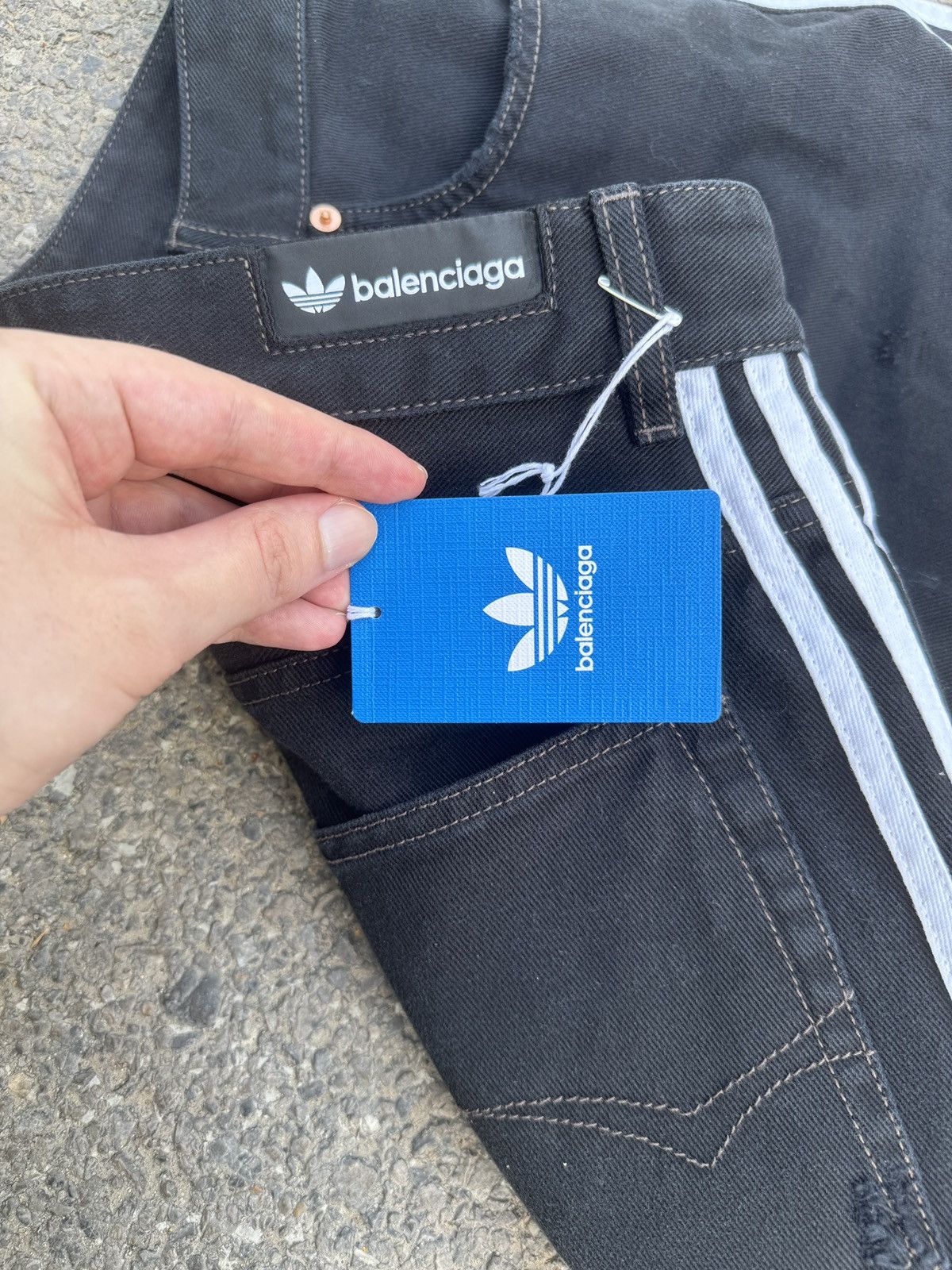 Balenciaga Balenciaga x Adidas Oversized Black Denim Sz. XL Size US 36 / EU 52 - 9 Thumbnail