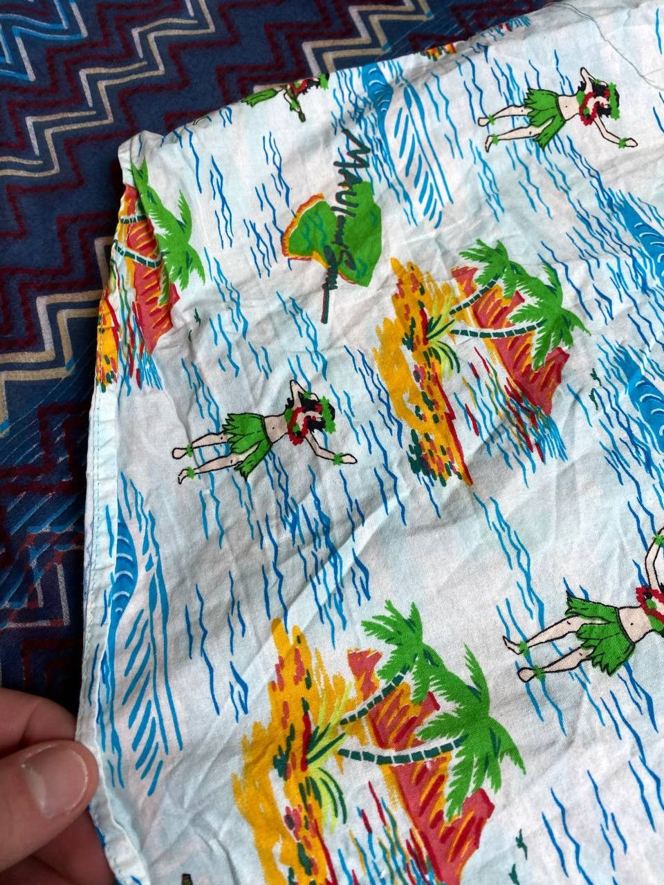 Vintage Vintage Maui And Sons HAWAIIIAN Cotton Rayon Shirt Size US S / EU 44-46 / 1 - 7 Thumbnail