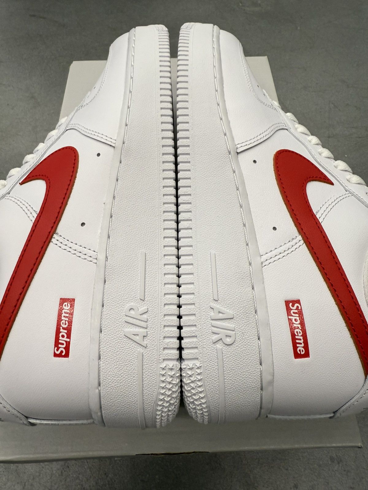 Nike × Supreme 2024 Nike Air Force 1 Low Supreme Shanghai Size US 8 / EU 41 - 4 Thumbnail
