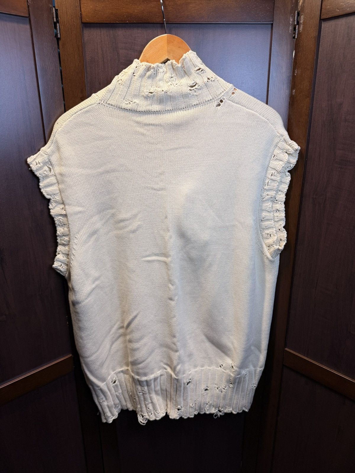 Marni Marni High Neck Damaged Knit Vest Size XXL / US 16-18 / IT 52-54 - 4 Thumbnail