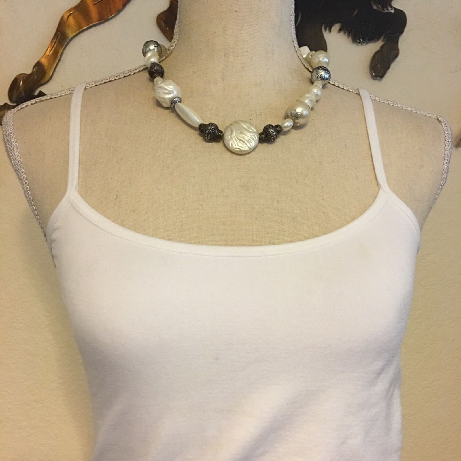 Jewelry Faux pearl chunky bead necklace and earring set Size ONE SIZE - 4 Thumbnail