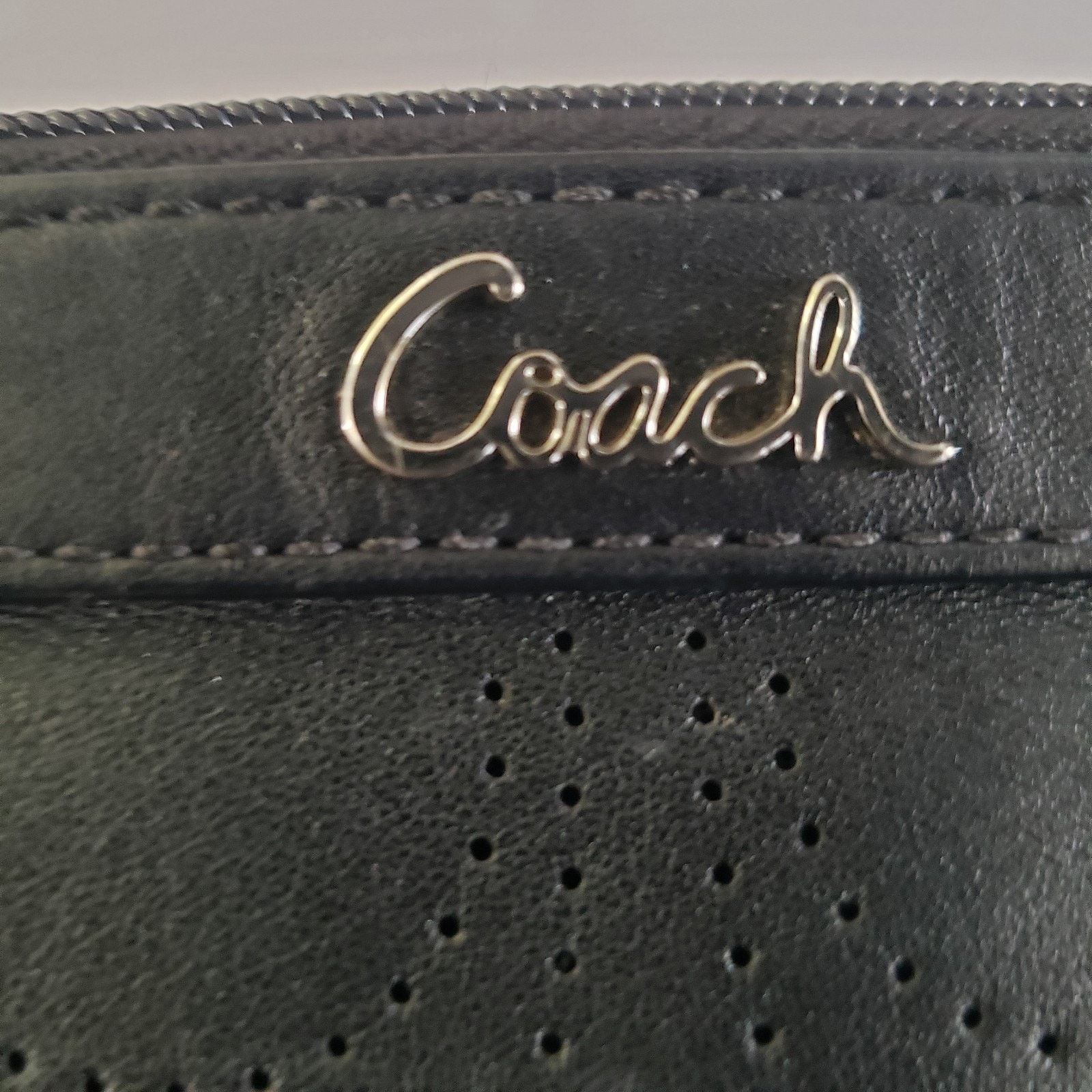 Coach Coach Black Leather Signature Perforated Wristlet 5X7 #15W. Size ONE SIZE - 5 Thumbnail