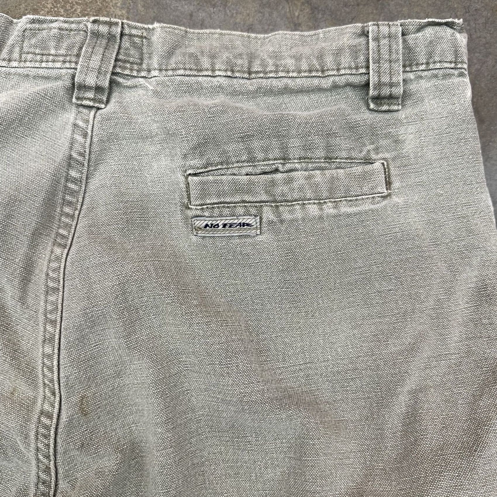 No Fear VINTAGE No Fear Cargo Shorts Men’s 34 Green Canvas 90s Y2K Skater Size US 34 / EU 50 - 4 Thumbnail