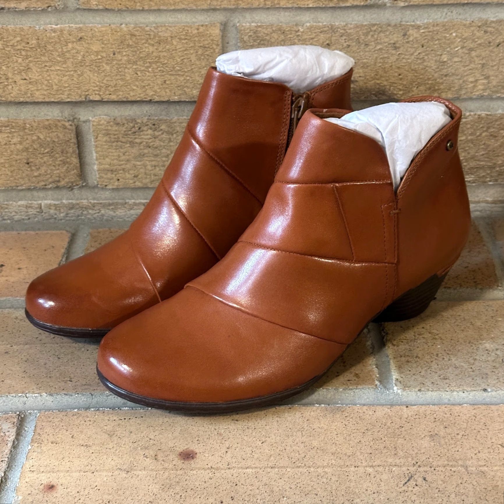 Vintage Cobb Hill Laurel Bootie Womens 7.5 Brown Leather Memory Foam Boot Shoe Size US 8 / IT 38 - 3 Thumbnail