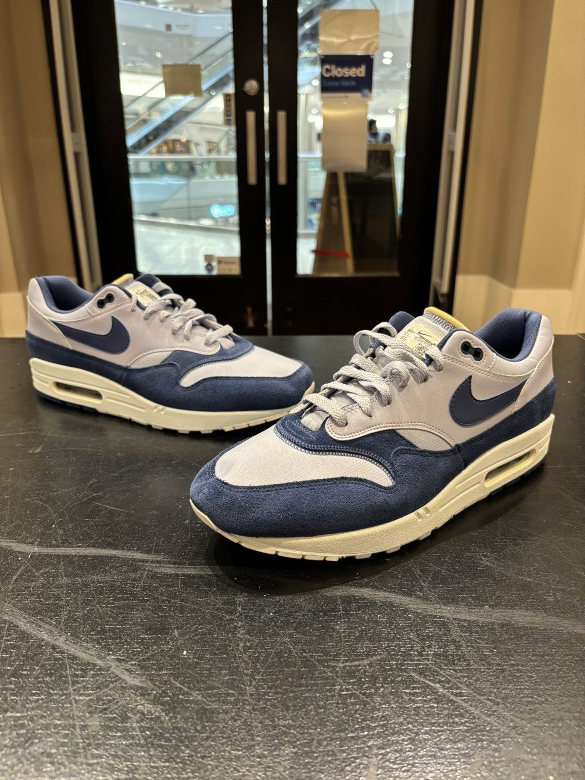 Nike Air Max 1 ‘Ghost Navy’