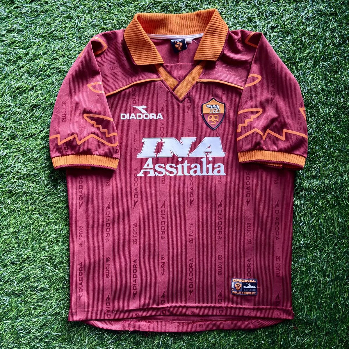 Diadora As Roma Home 1999-00 Francesco Totti #10 Soccer Jersey Size US M / EU 48-50 / 2 - 1 Thumbnail