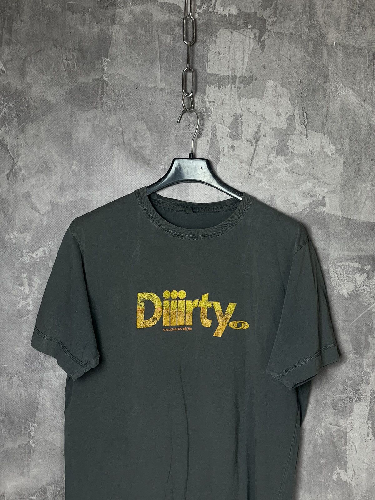 Salomon × Vintage SALOMON 00s Grey “Diiirty” Logo Gorpcore T SHIRT Size US M / EU 48-50 / 2 - 2 Thumbnail