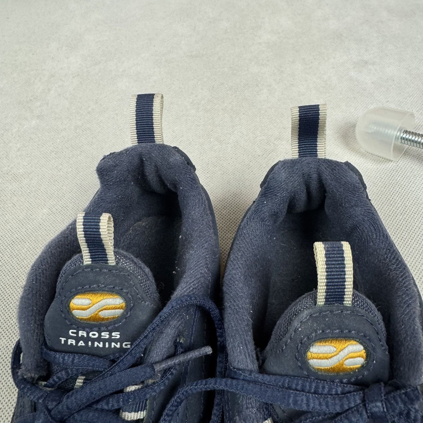 Nike × Vintage Nike (GS) Understudy 2000 147078 Navy Cross Training Shoe 6 Size US 6 / EU 39 - 5 Thumbnail