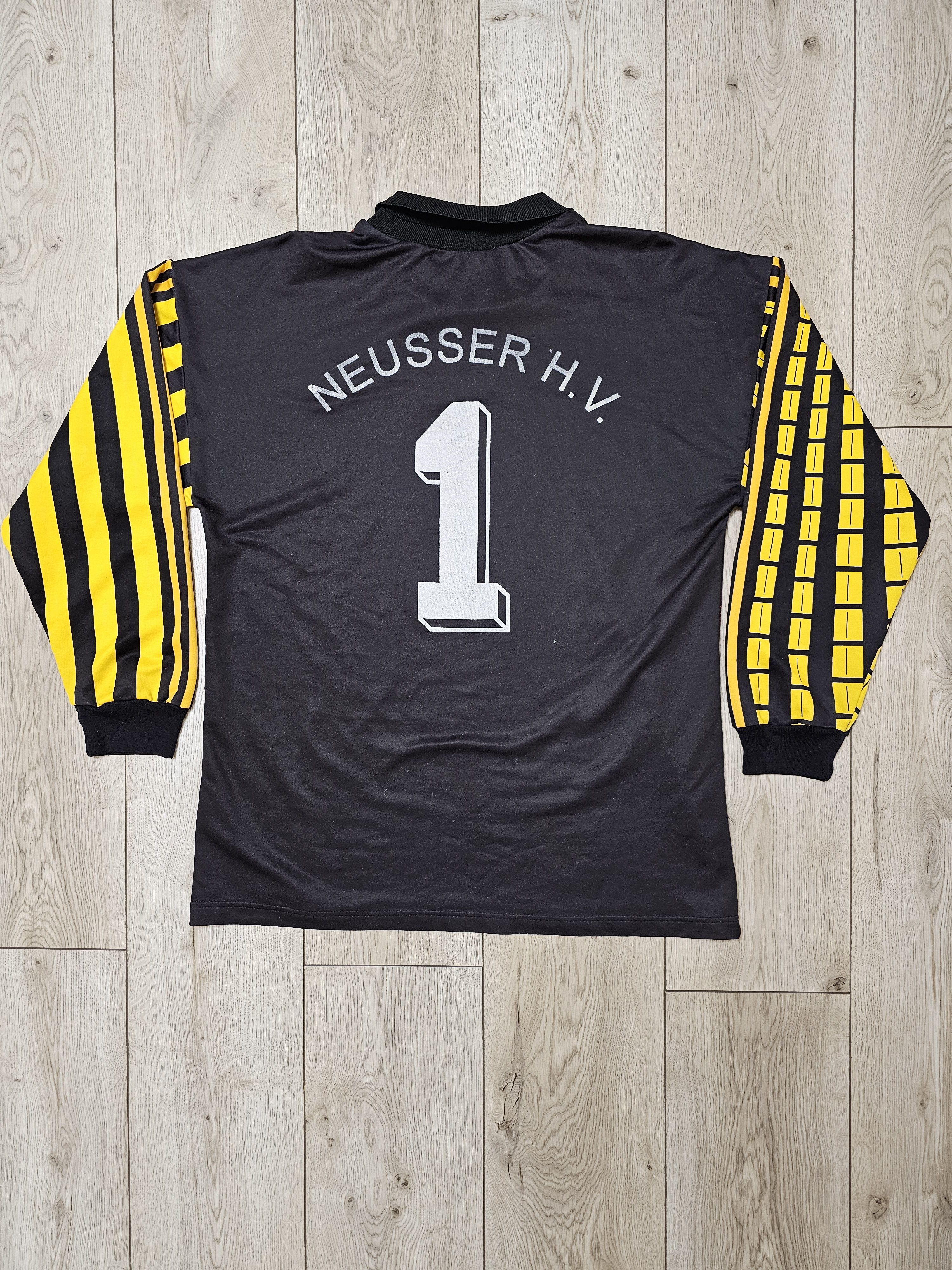 Vintage ADIDAS GOALKEEPER 90s SOCCER JERSEY RETRO FOOTBALL SHIRT Size US L / EU 52-54 / 3 - 2 Thumbnail