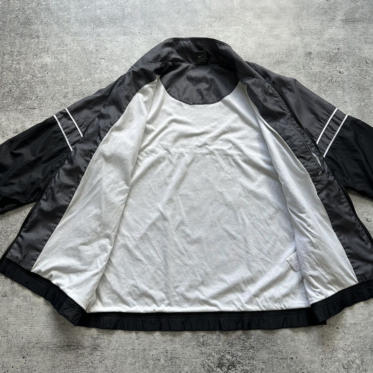 Other Vintage Nike Retro Track Jacket Black Gray Men’s Size L Size US L / EU 52-54 / 3 - 15 Thumbnail